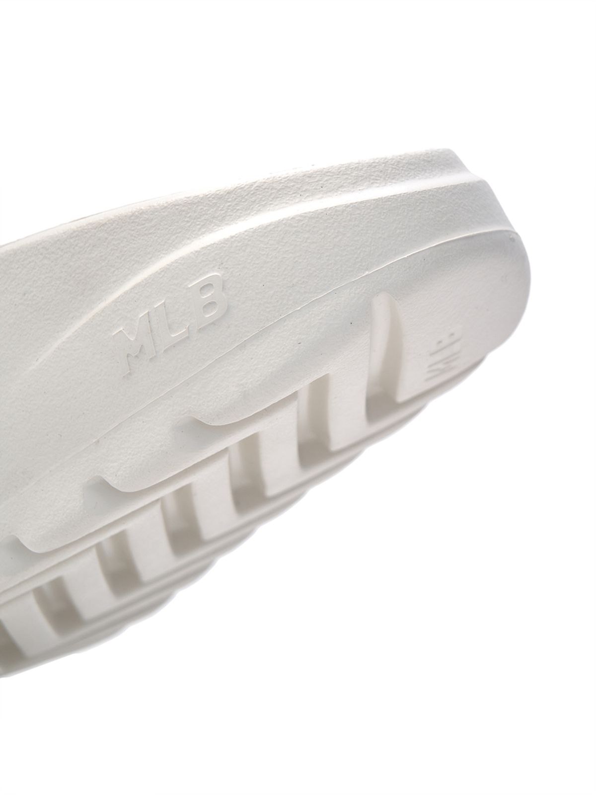 엠엘비(MLB) 스키퍼 플립플랍 NY (White)