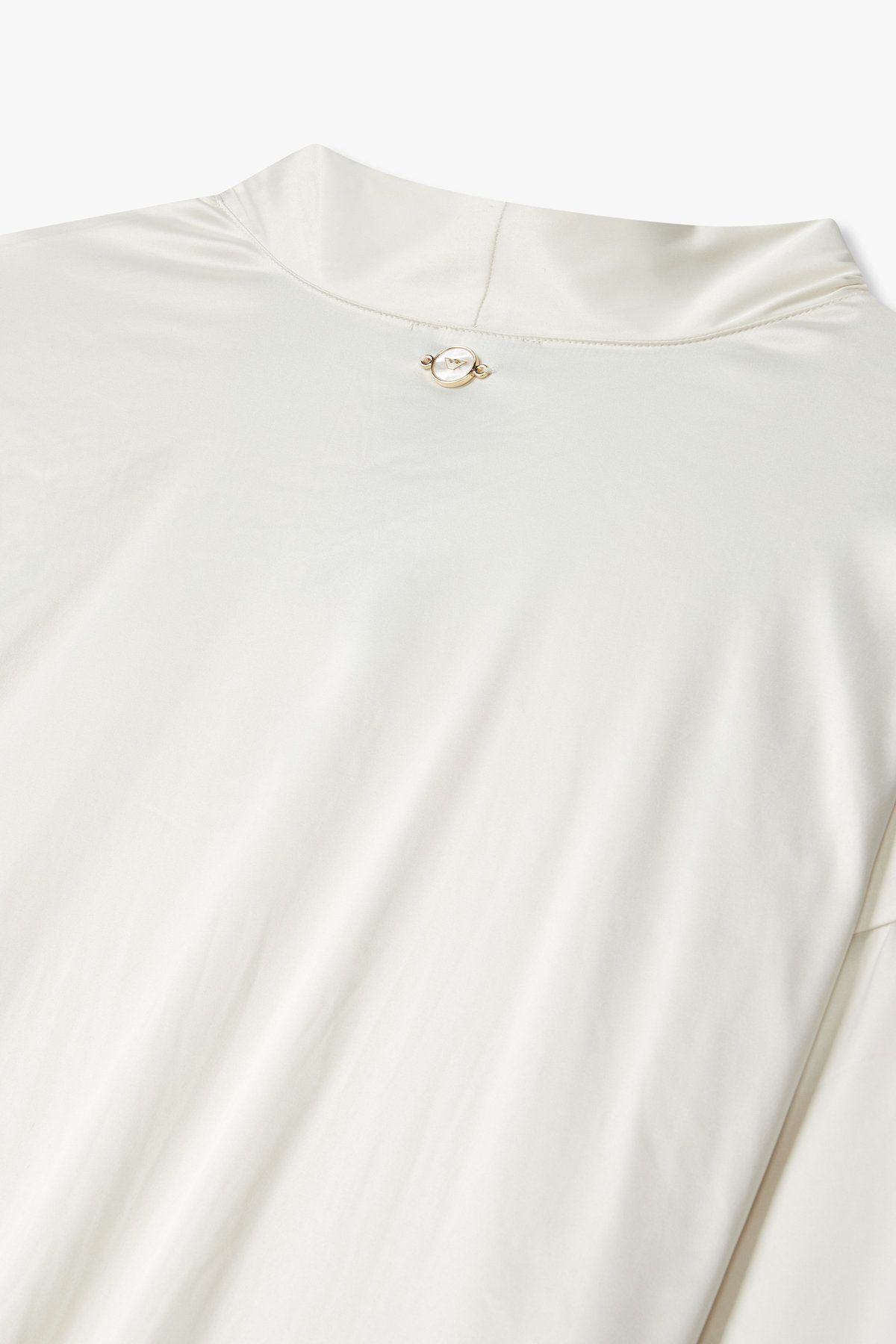 엠포리오 아르마니 언더웨어(EMPORIO ARMANI UNDERWEAR) 여성 메탈릭 플라워 자수 새틴 가운 _아이보리 0825141501