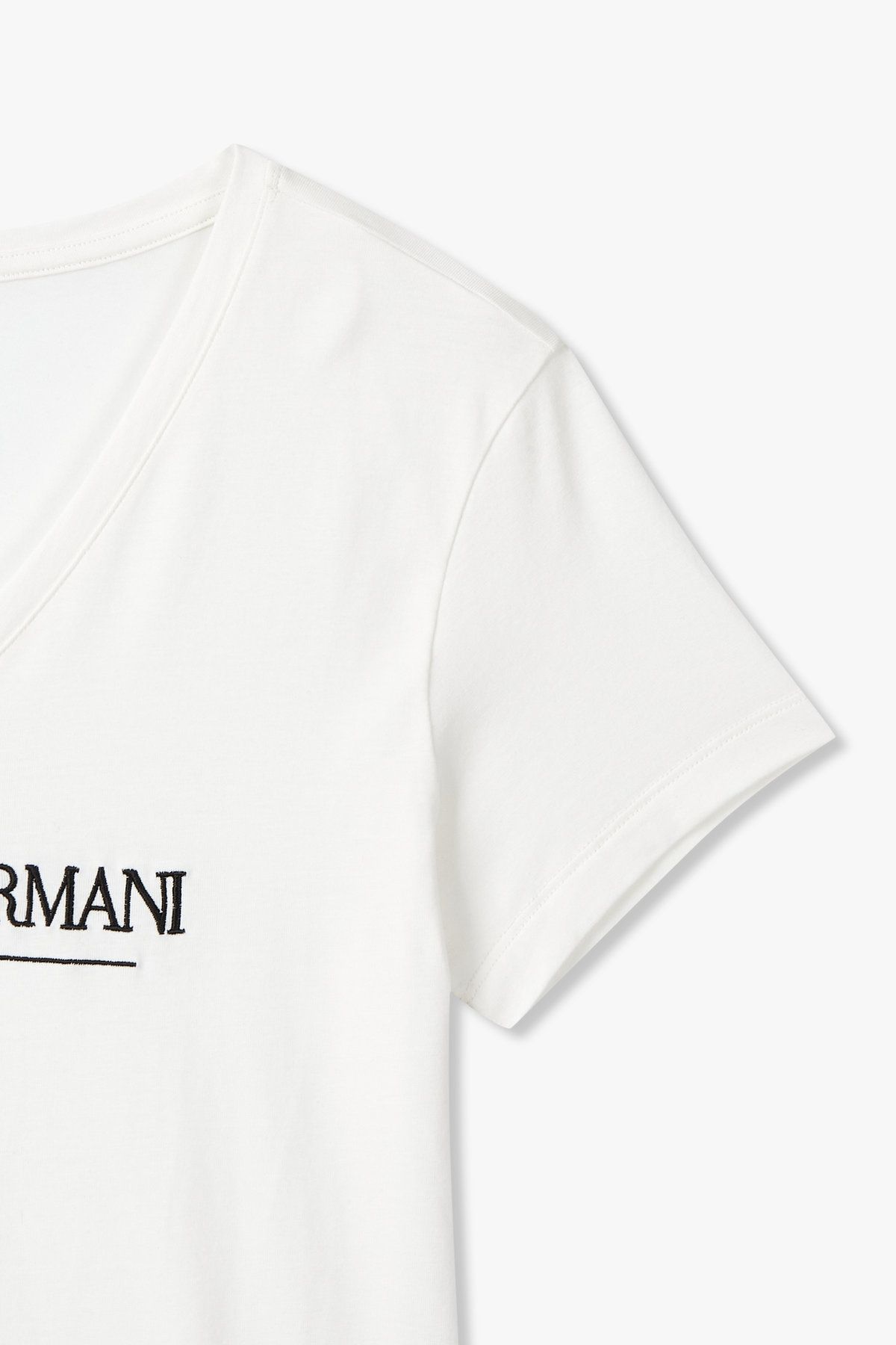 엠포리오 아르마니 언더웨어(EMPORIO ARMANI UNDERWEAR) 여성 숏 슬리브 브이넥 티셔츠 _화이트 0825135504