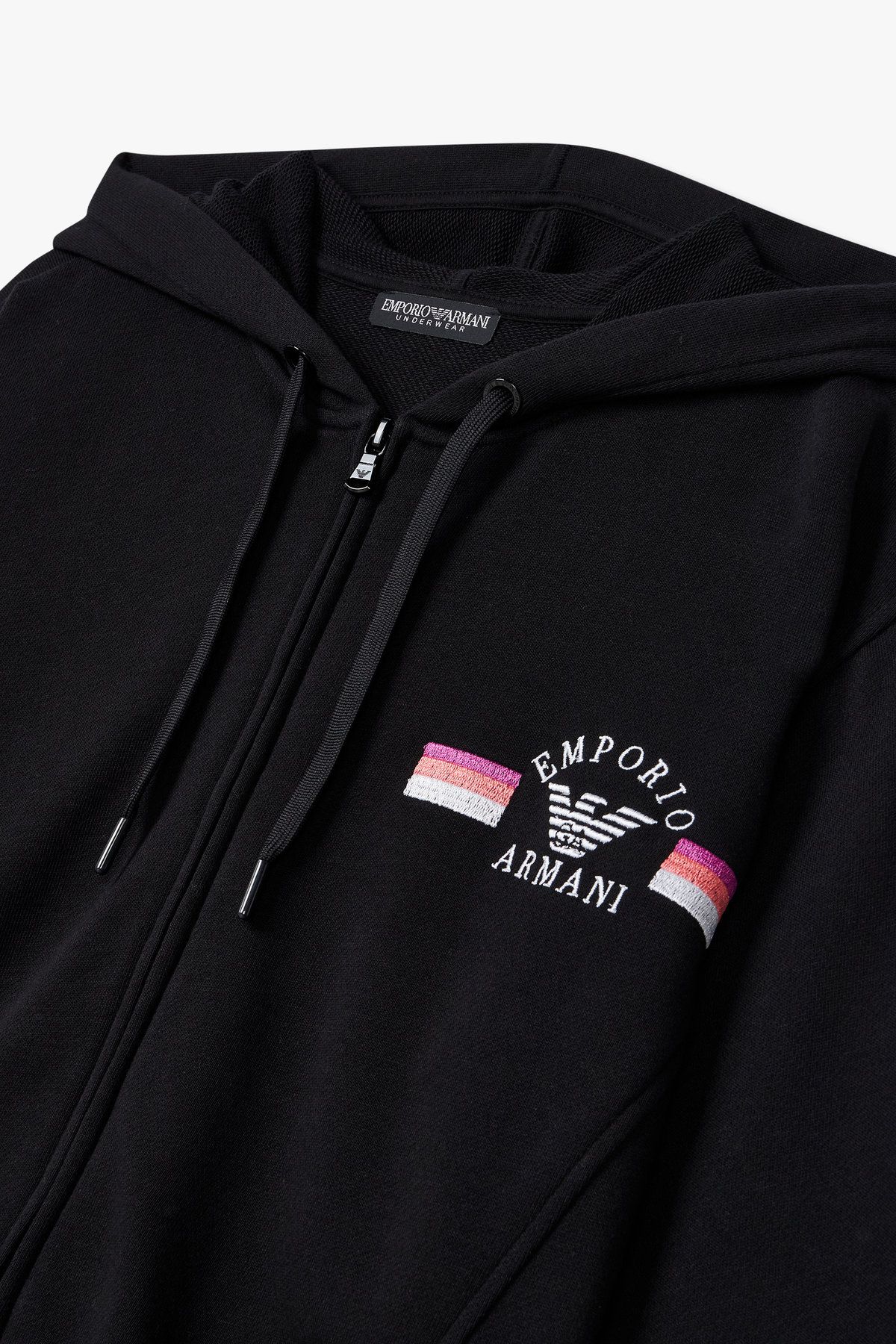 엠포리오 아르마니 언더웨어(EMPORIO ARMANI UNDERWEAR) 여성 로고 자수 라운지 후드 집업 _블랙 0825138504