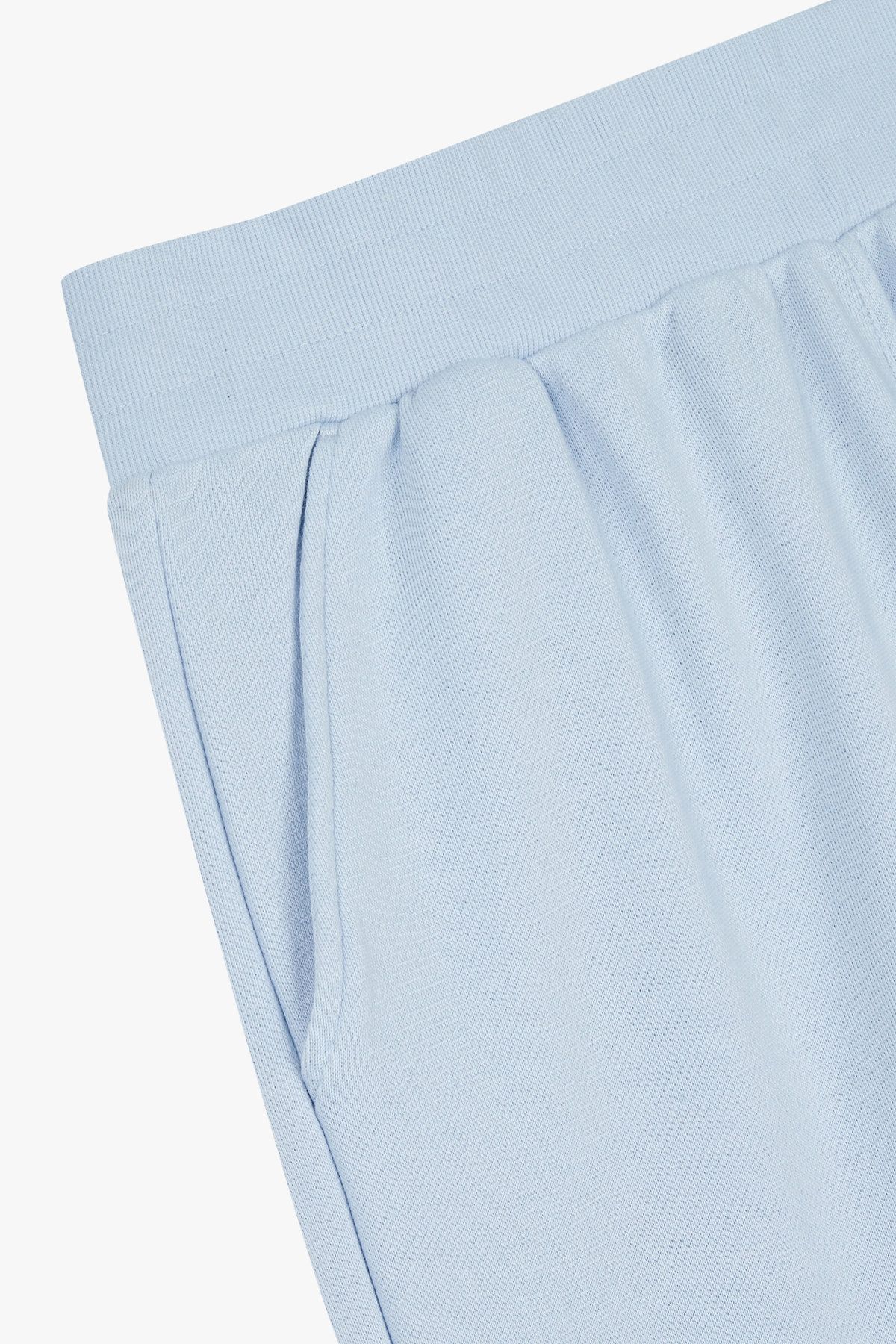 엠포리오 아르마니 언더웨어(EMPORIO ARMANI UNDERWEAR) 여성 로고 자수 라운지 버뮤다 쇼츠 _라이트 블루 0825131505