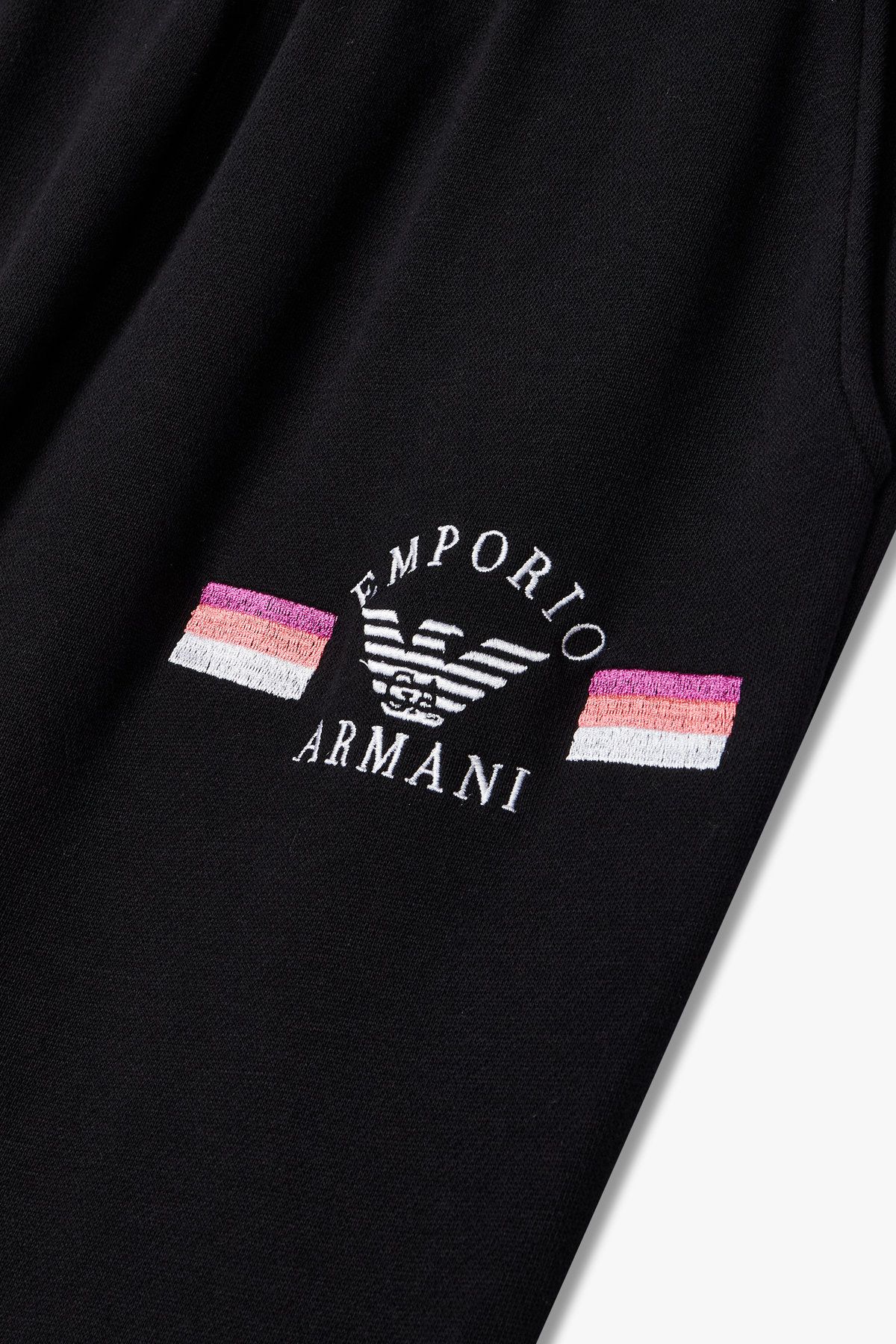 엠포리오 아르마니 언더웨어(EMPORIO ARMANI UNDERWEAR) 여성 로고 자수 라운지 상하의 세트 _블랙 08W5139502