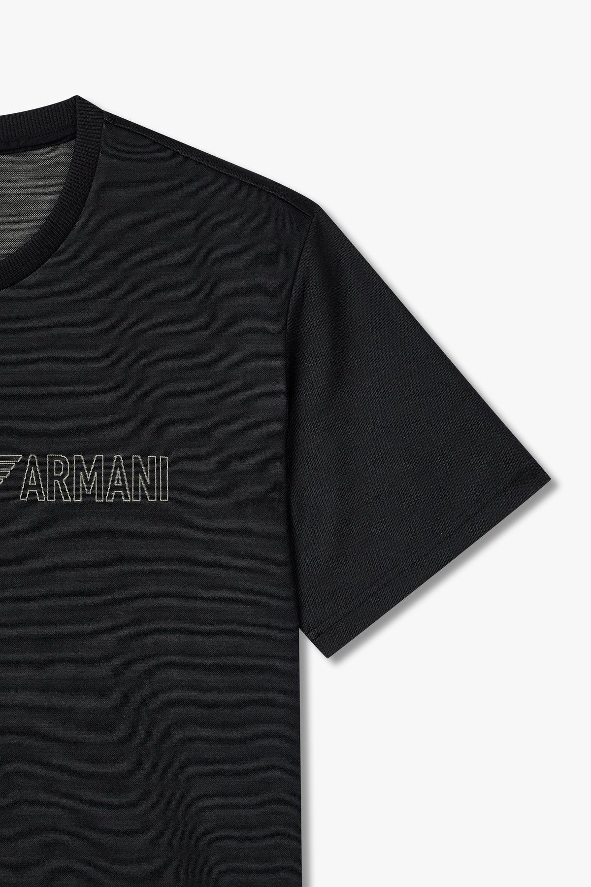 엠포리오 아르마니 언더웨어(EMPORIO ARMANI UNDERWEAR) 남성 아웃라인 로고 라운지 티셔츠 _블랙 0815114017