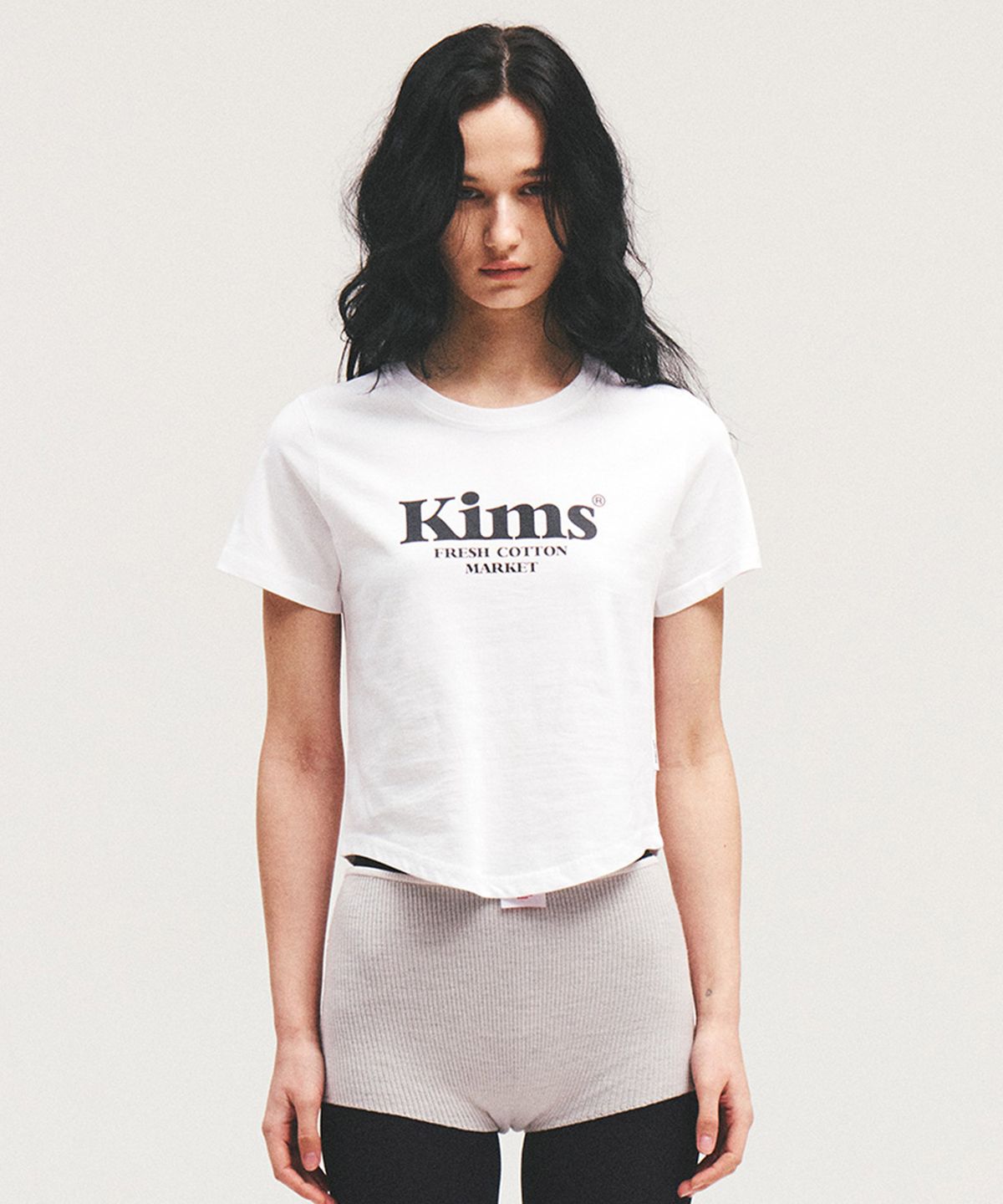 킴스 프레시 코튼 마켓(KIMS FRESH COTTON MARKET) (Unisex) Kims Bam Logo Tee White(black)