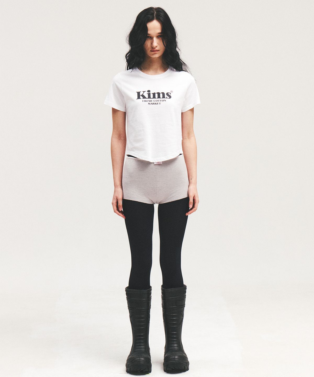 킴스 프레시 코튼 마켓(KIMS FRESH COTTON MARKET) (Unisex) Kims Bam Logo Tee White(black)