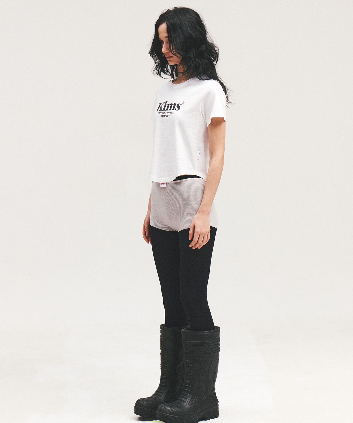 킴스 프레시 코튼 마켓(KIMS FRESH COTTON MARKET) (Unisex) Kims Bam Logo Tee White(black)
