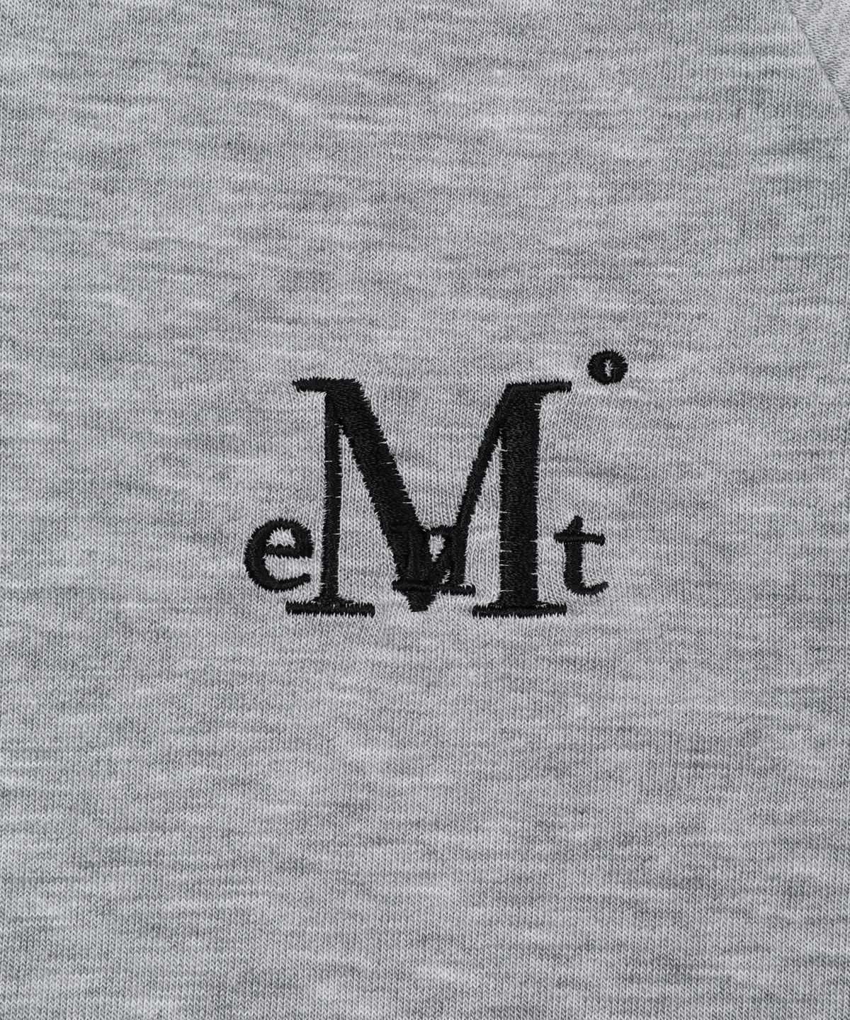 무센트(MUCENT) 라잇업 슬림핏 크롭 후드 집업 (4컬러)