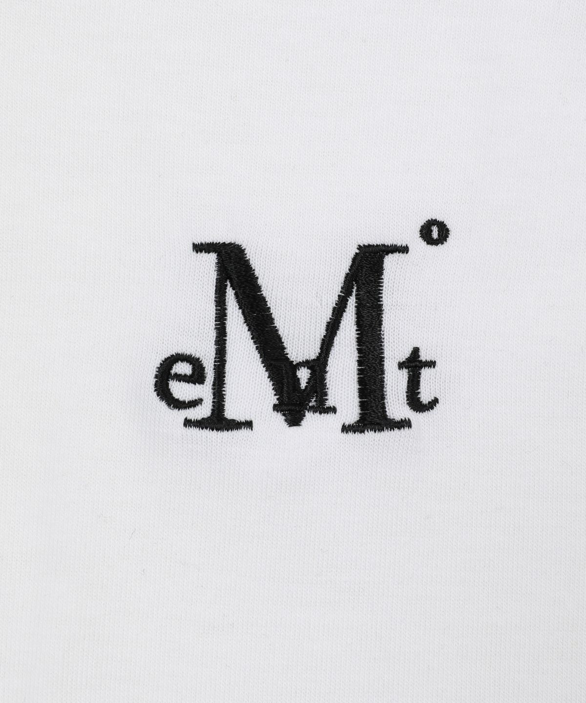 무센트(MUCENT) 라잇업 슬림핏 크롭 후드 집업 (4컬러)
