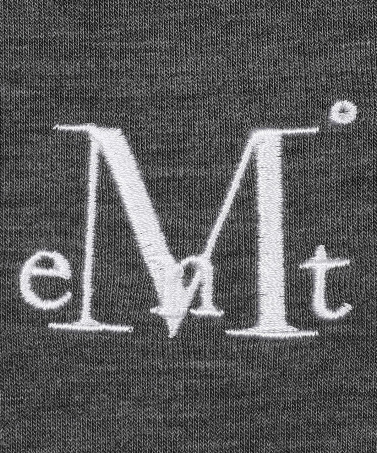 무센트(MUCENT) 라잇업 슬림핏 크롭 후드 집업 (4컬러)