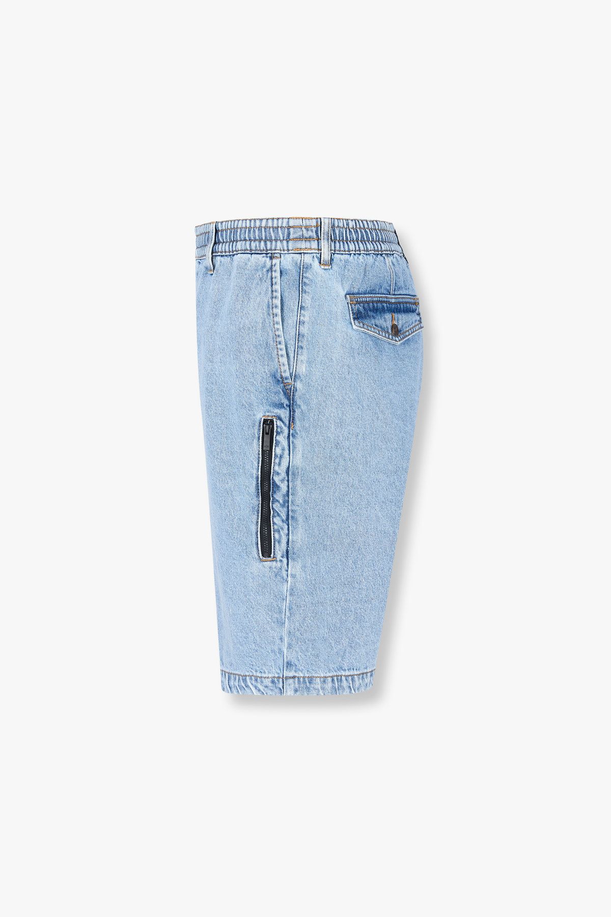 아르마니 익스체인지(ARMANI EXCHANGE) 남성 포켓 디테일 버뮤다 데님 팬츠 _라이트 블루 A415140014