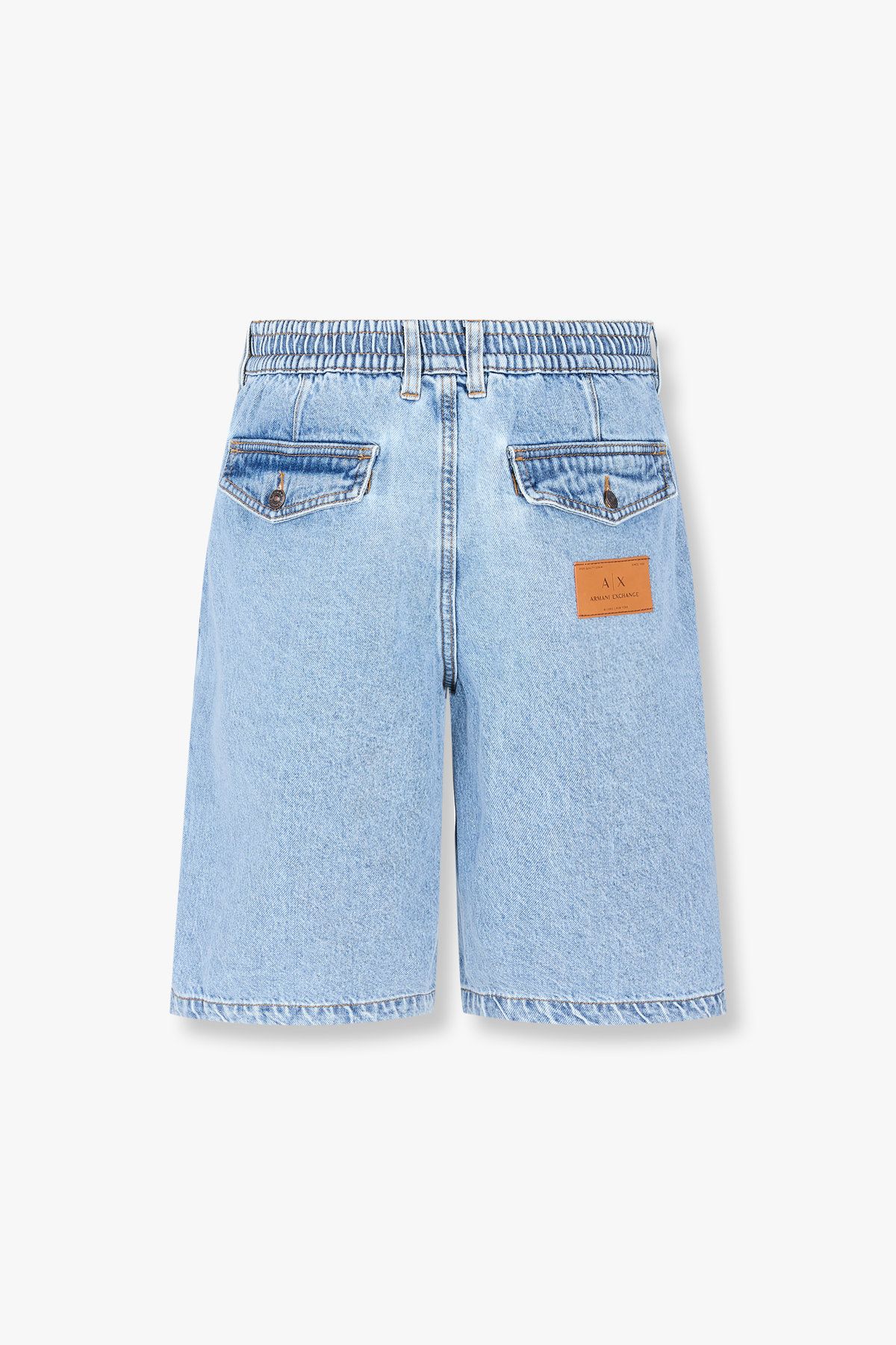 아르마니 익스체인지(ARMANI EXCHANGE) 남성 포켓 디테일 버뮤다 데님 팬츠 _라이트 블루 A415140014