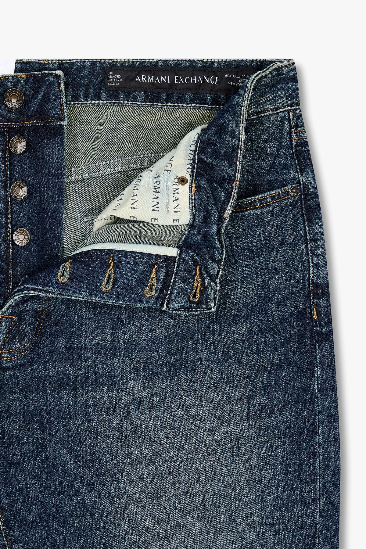 아르마니 익스체인지(ARMANI EXCHANGE) 남성 스트레치 릴랙스트 핏 데님 팬츠 _블루 A415140011