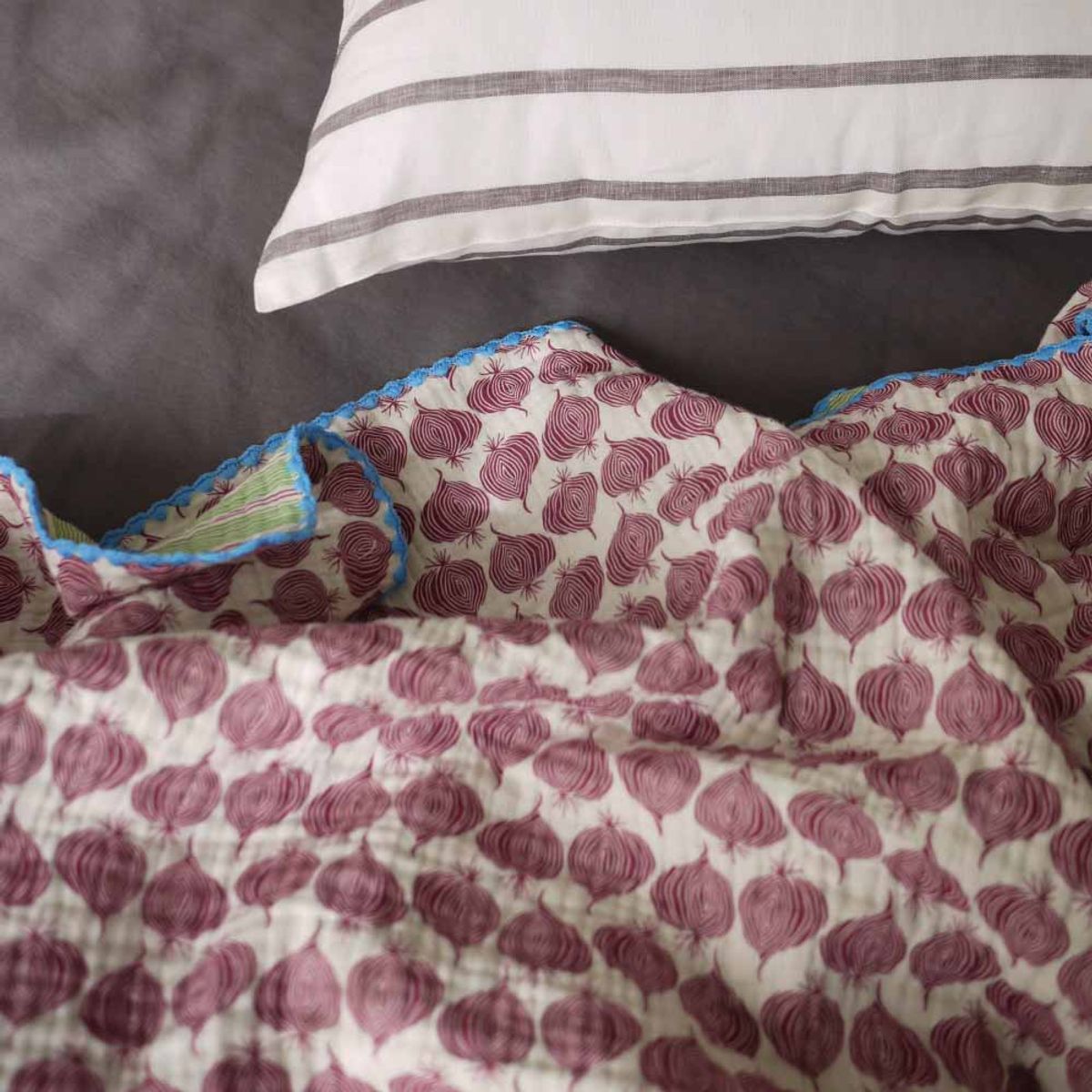 봄봄패브릭스(BOMBOM FABRICS) 4layer gauze blanket 4중거즈 블랭킷/sangria onion + green stripe/2size