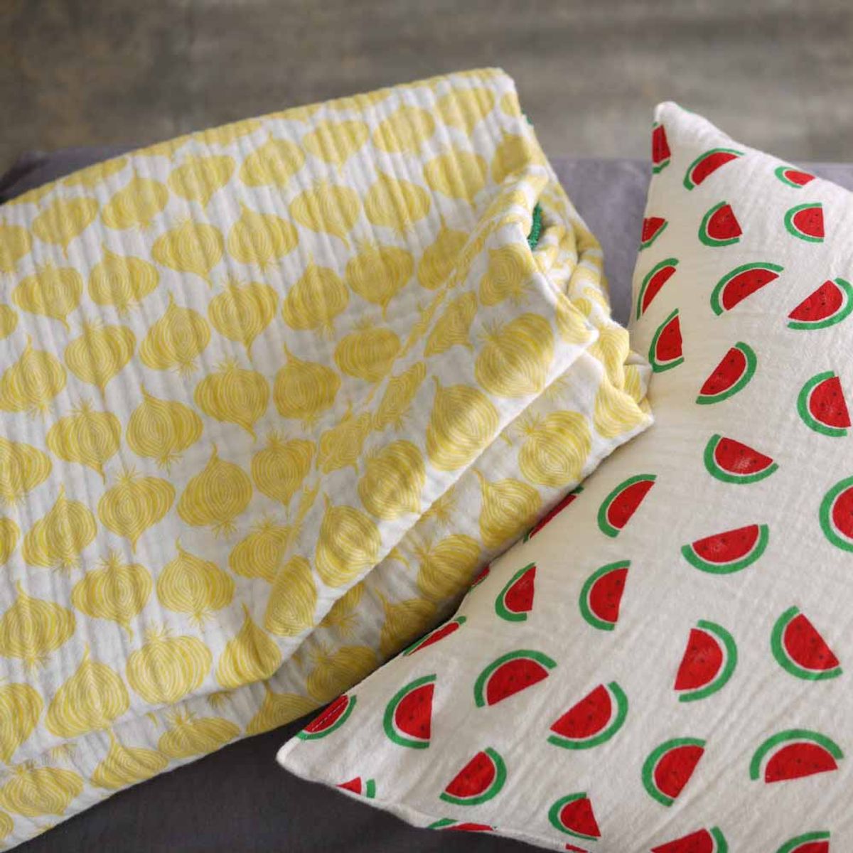 봄봄패브릭스(BOMBOM FABRICS) 4layer gauze blanket 4중거즈 블랭킷/yellow onion + yellow stripe/2size