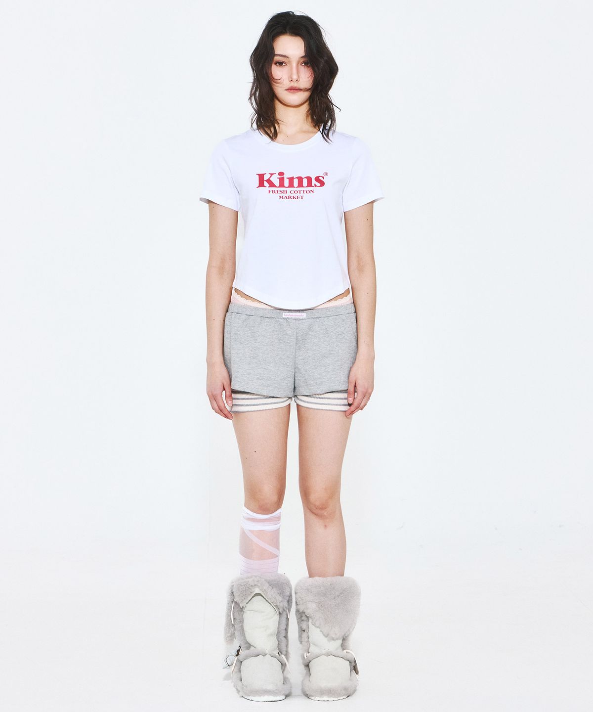 킴스 프레시 코튼 마켓(KIMS FRESH COTTON MARKET) (Unisex) Kims Bam Logo Tee White(red)