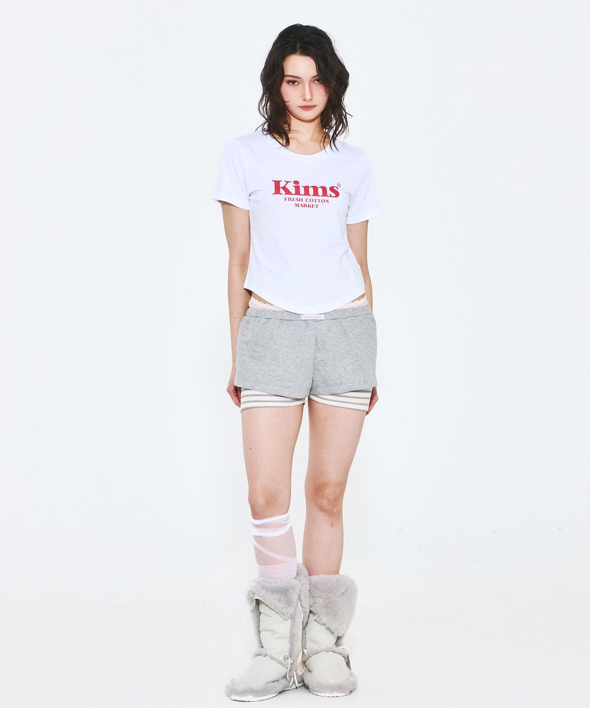 킴스 프레시 코튼 마켓(KIMS FRESH COTTON MARKET) (Unisex) Kims Bam Logo Tee White(red)
