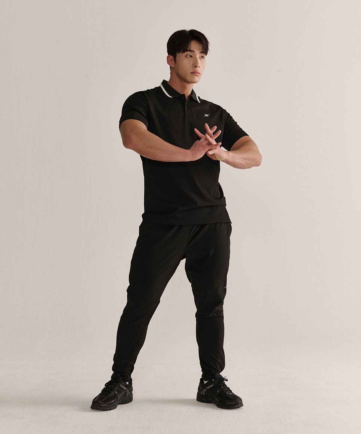 나인제트(NINEZ) 퀵 드라이 스판 머슬핏 카라티_2color