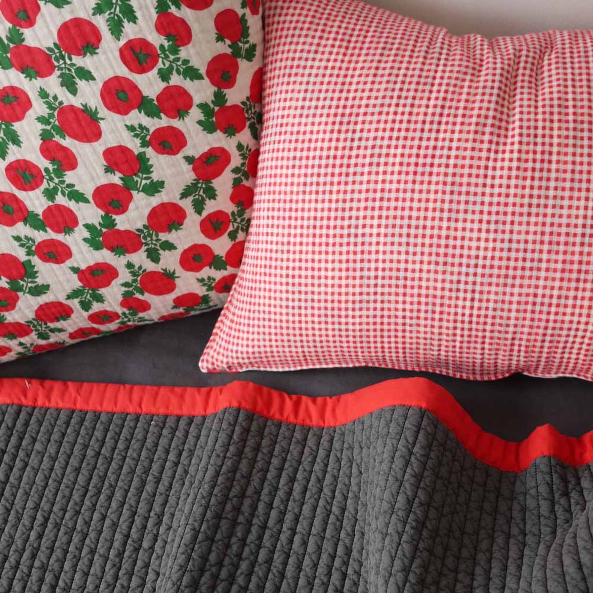 봄봄패브릭스(BOMBOM FABRICS) red tomato+red check gauze pillow case (3size), 거즈베개