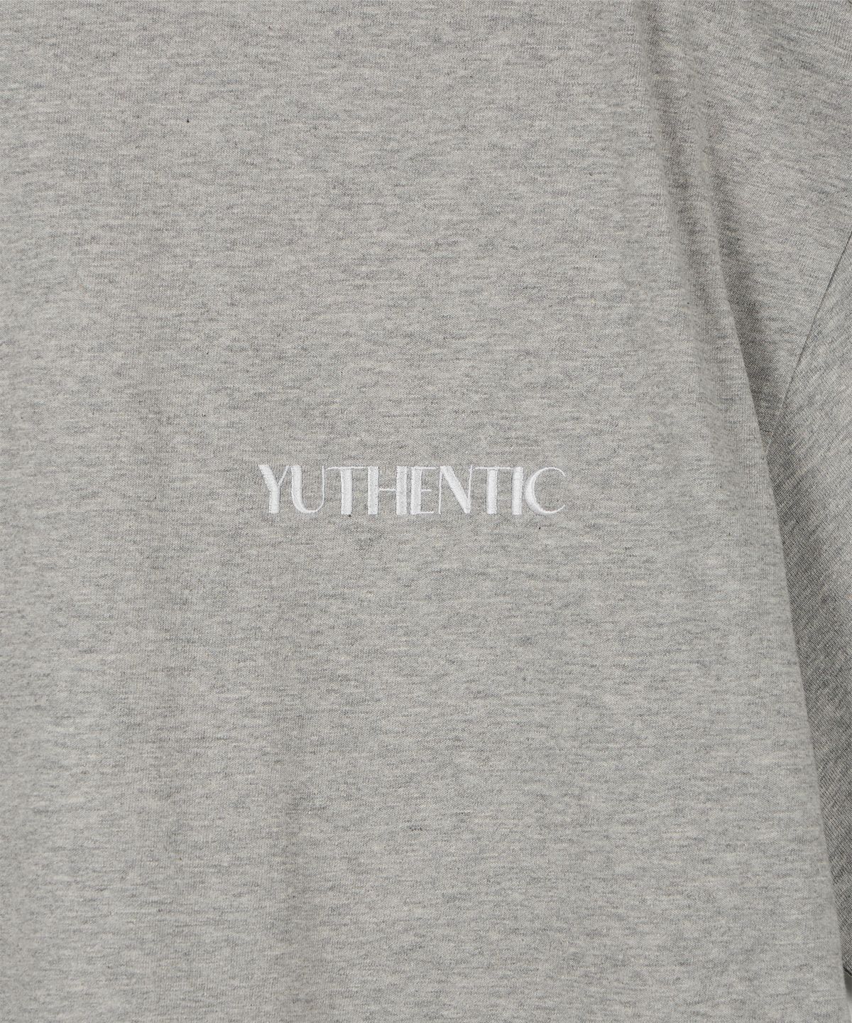 유센틱(YUTHENTIC) OG 로고 티셔츠 멜란지그레이 AW5ME4381F