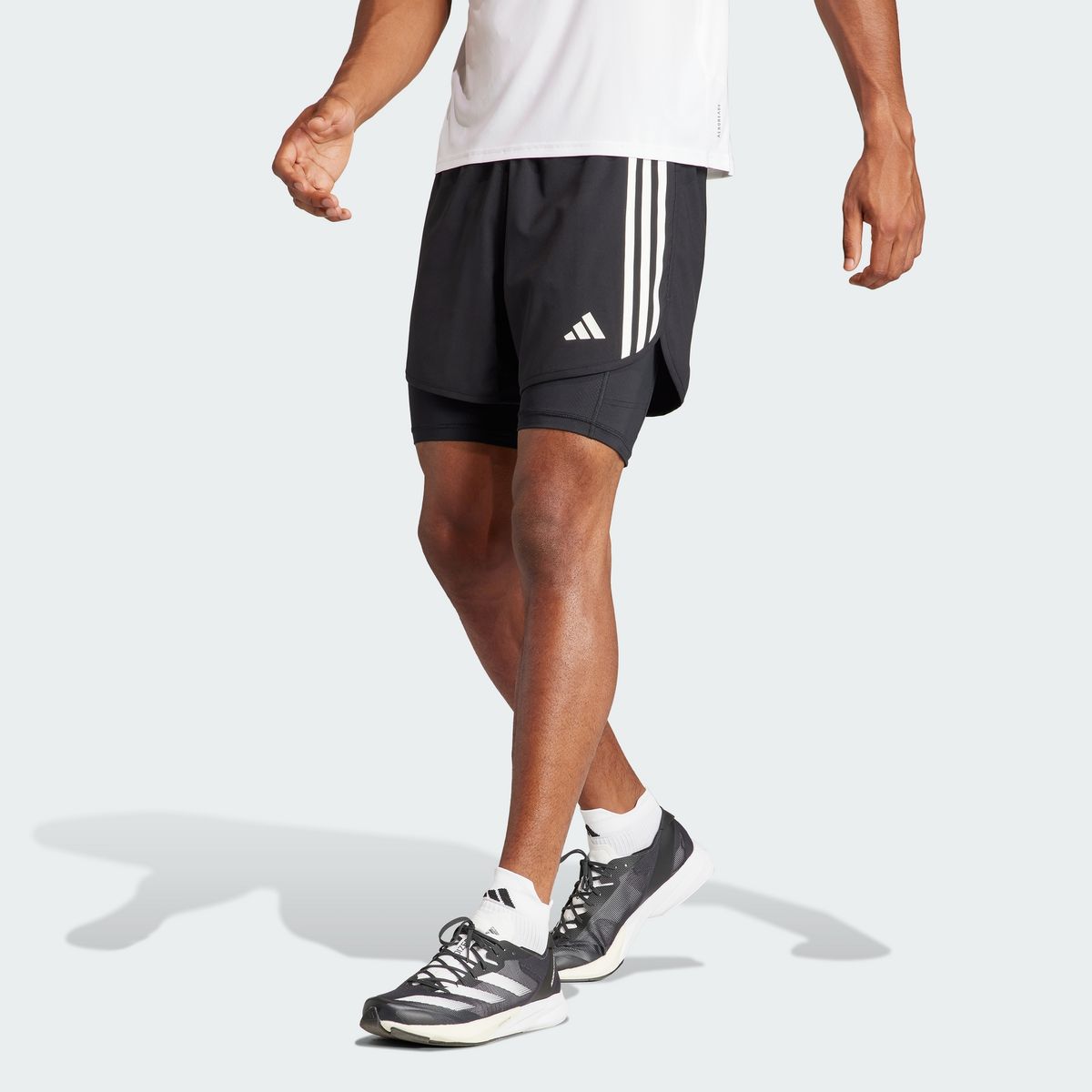 아디다스(ADIDAS) 오운더런 3S 투인원 쇼츠 IQ3808