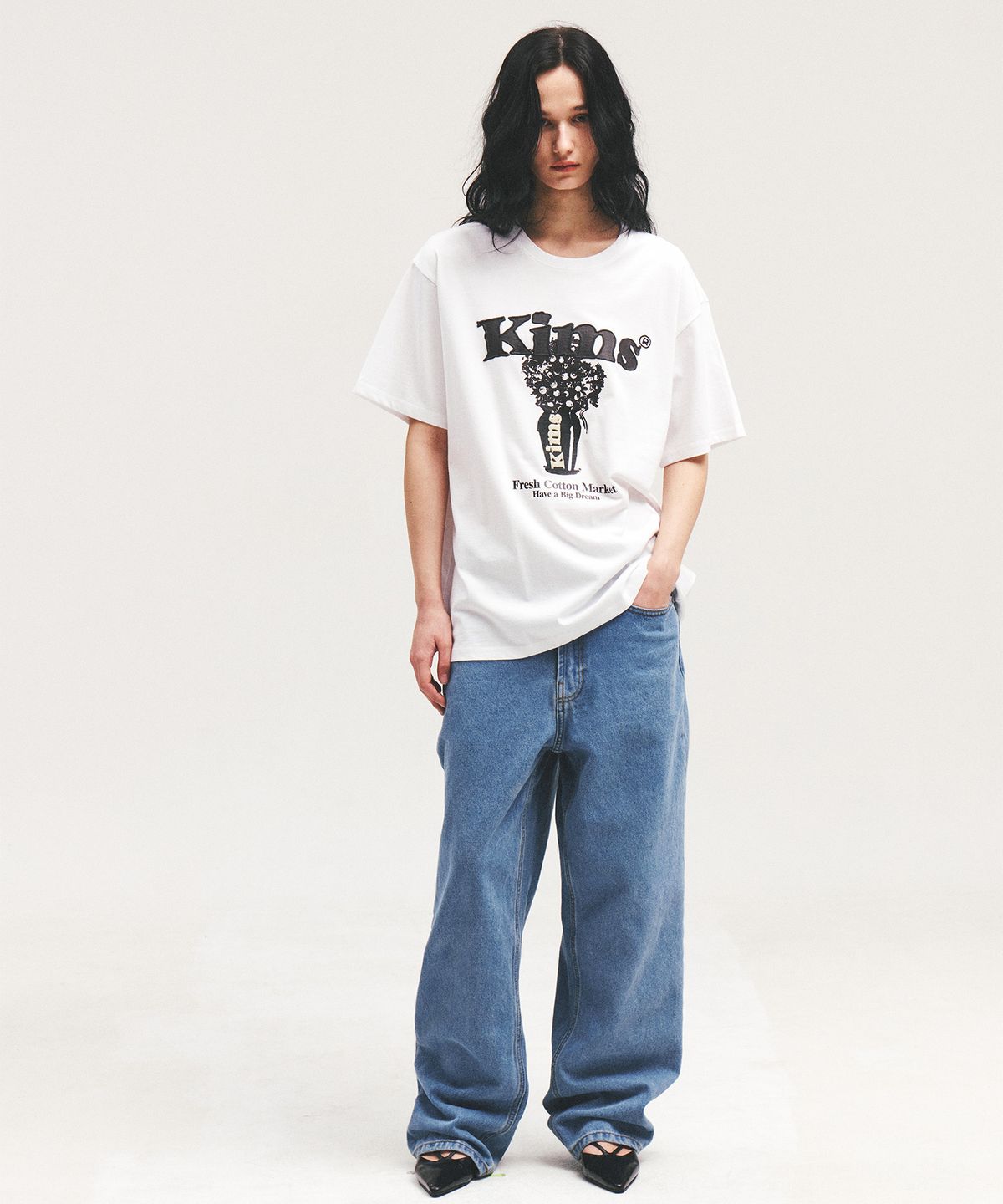 킴스 프레시 코튼 마켓(KIMS FRESH COTTON MARKET) (Unisex) Popcorn Flower Tee White
