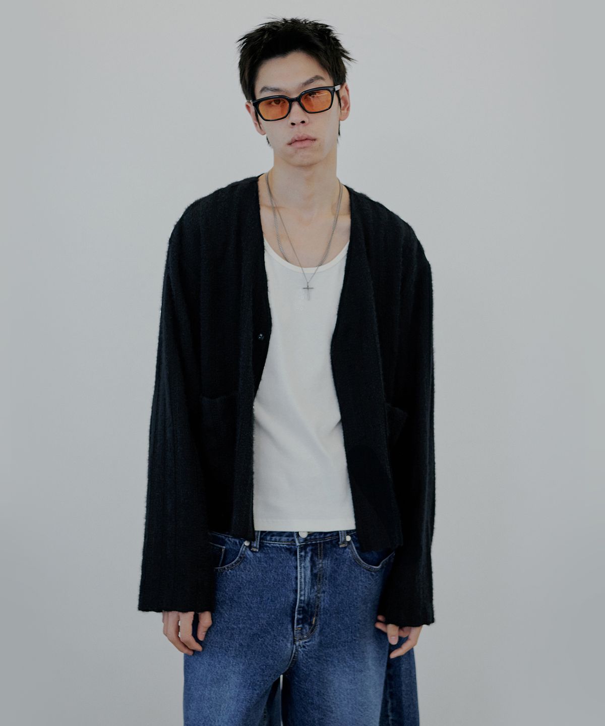 누아클레(NUAKLE) 브이넥 히든 가디건_블랙