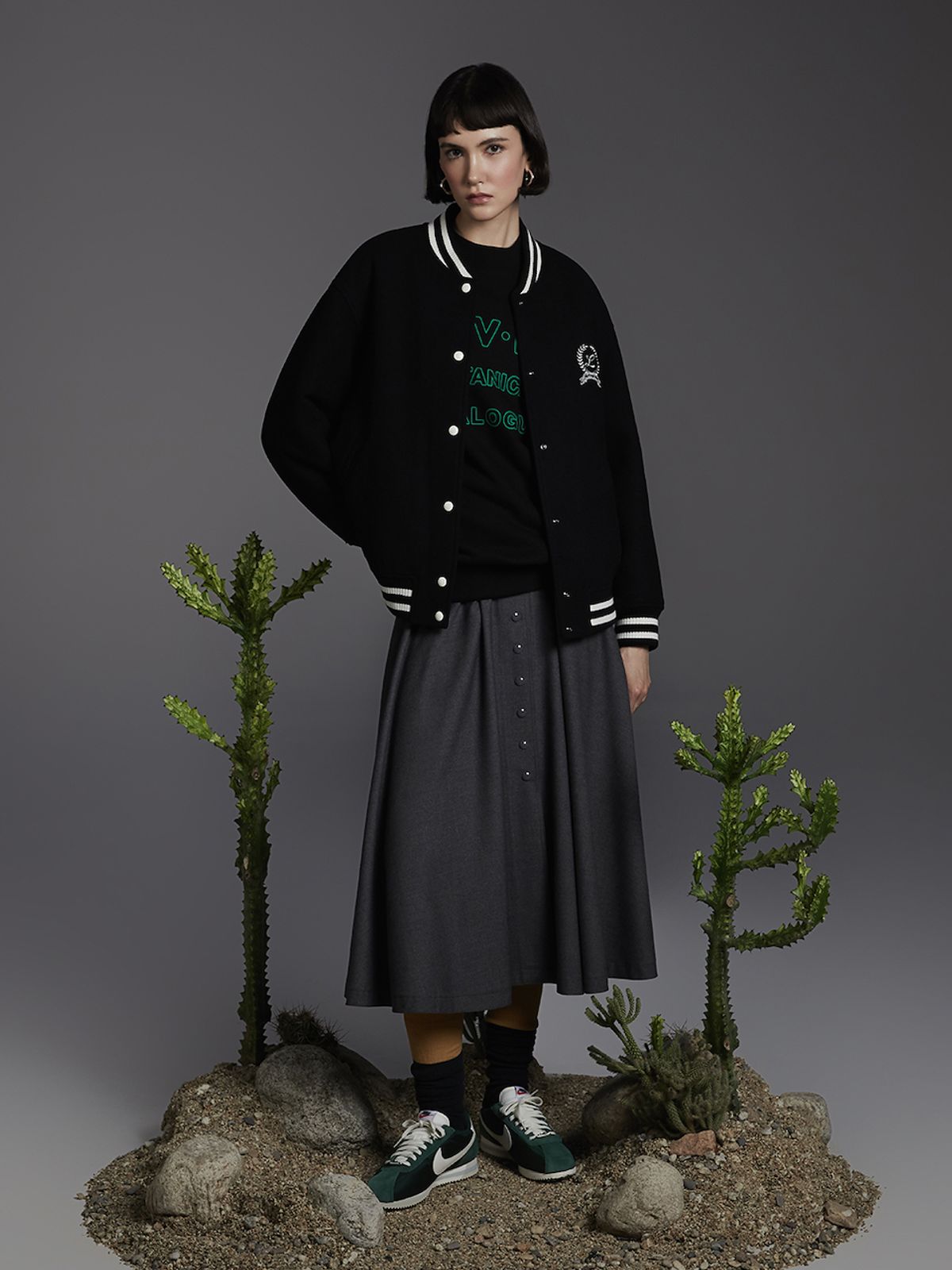 엘유브이엠(LUVM) SHIRRING SKIRT_CHARCOAL GRAY