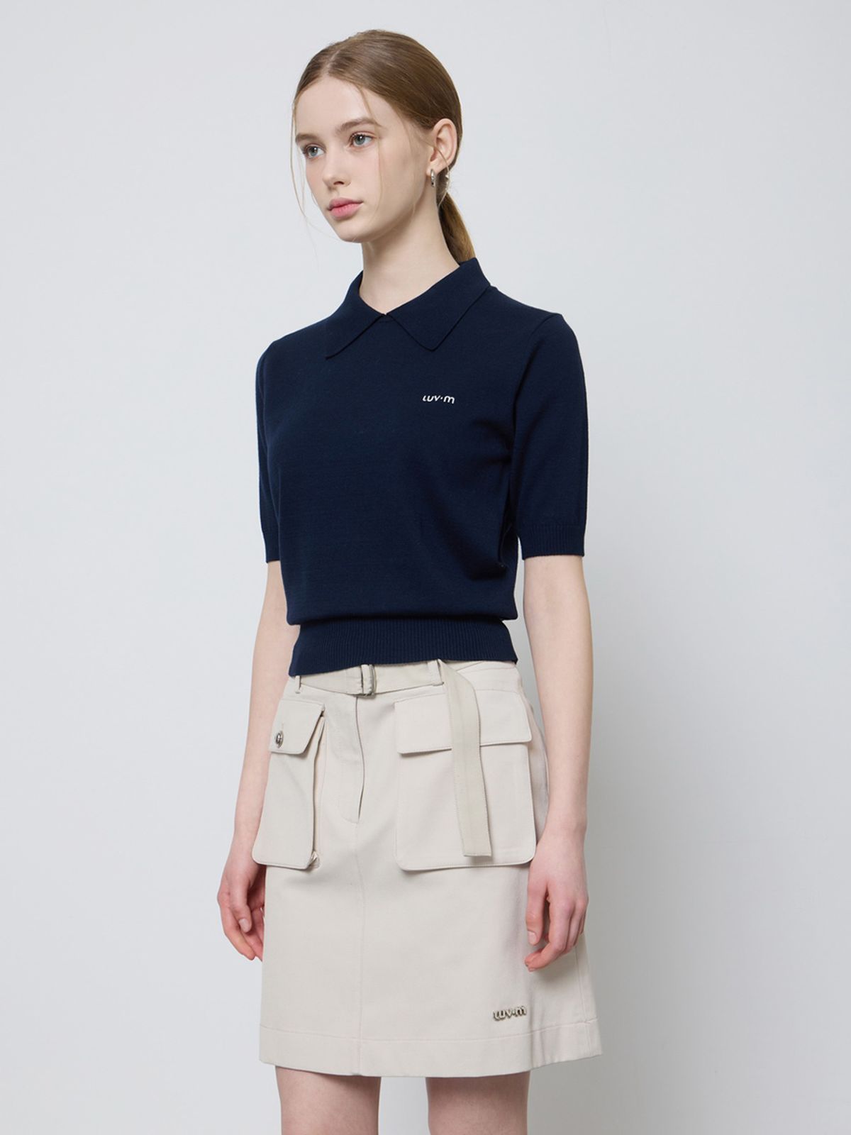 엘유브이엠(LUVM) LOGO COLLAR KNIT_NAVY