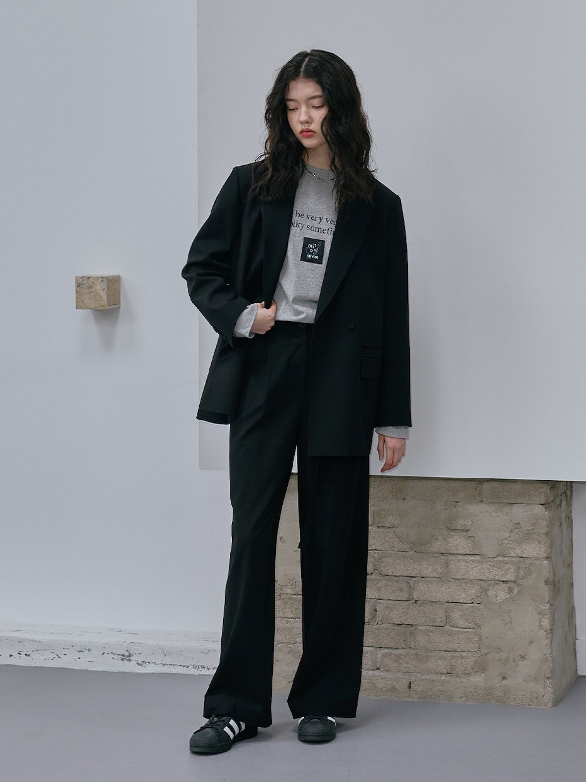 엘유브이엠(LUVM) UNISEX MITCHI PRINTING T-SHIRT_MELANGE GRAY