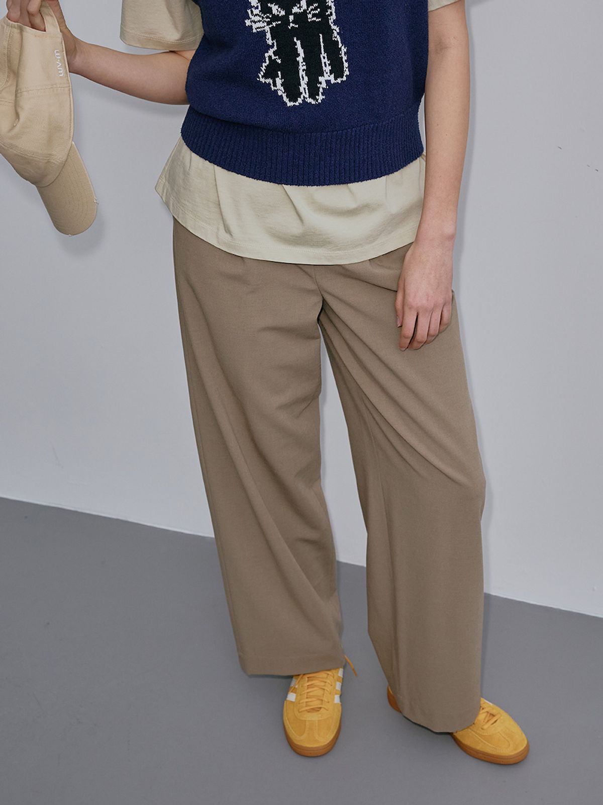 엘유브이엠(LUVM) WIDE LONG TROUSER_KHAKI