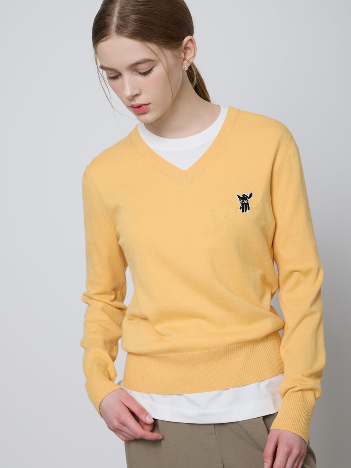 엘유브이엠(LUVM) BASIC V-NECK PULLOVER_YELLOW