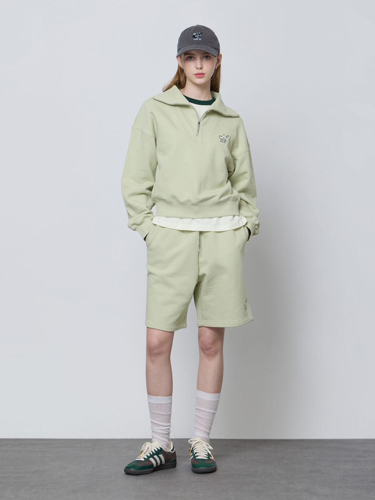 엘유브이엠(LUVM) WIDE COLLAR SWEATSHIRTS_MINT