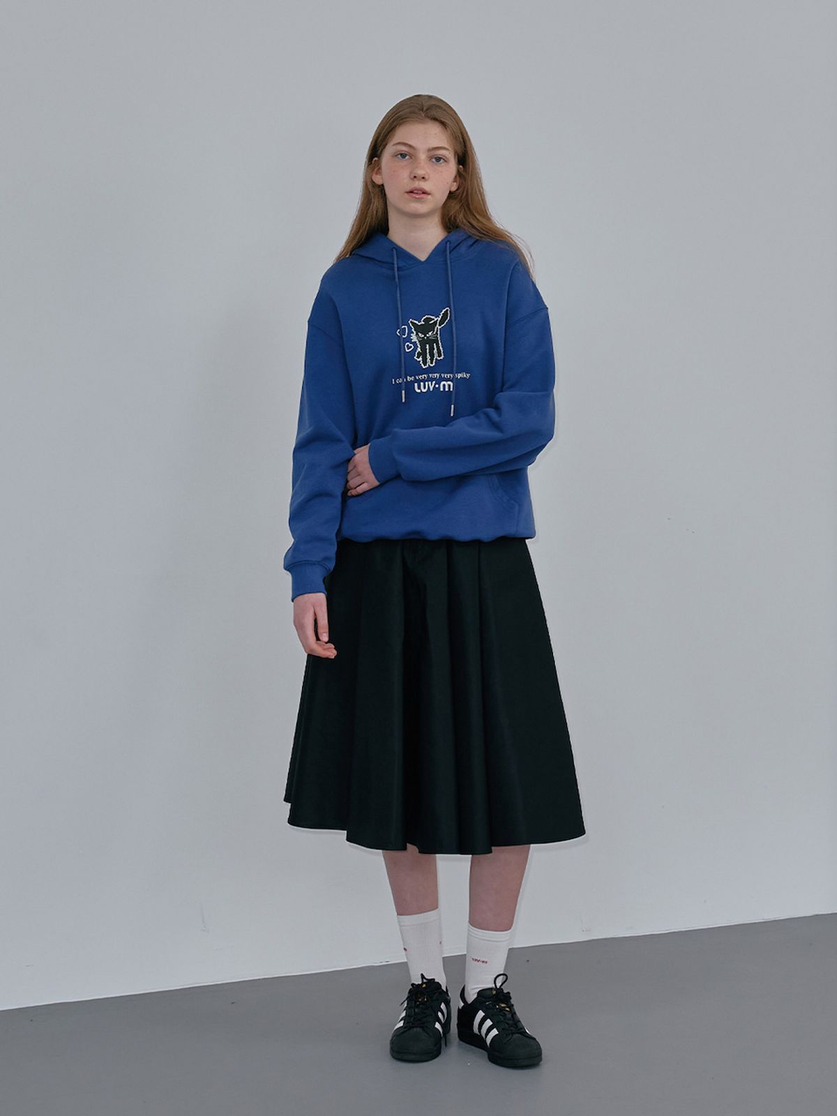 엘유브이엠(LUVM) BELTED MIDI SKIRT_BLACK