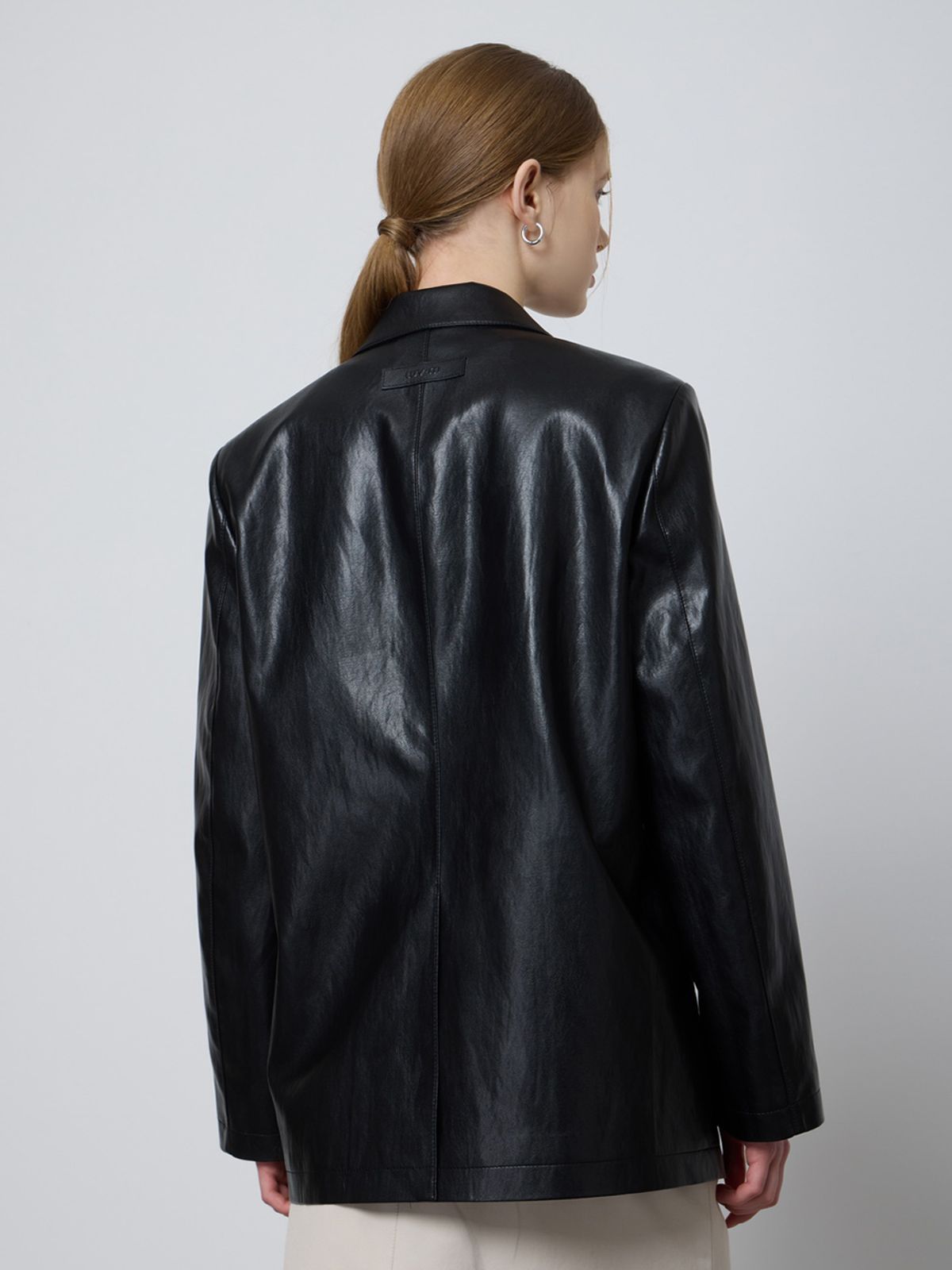 엘유브이엠(LUVM) TAILORED BOXY LEATHER JACKET_BLACK