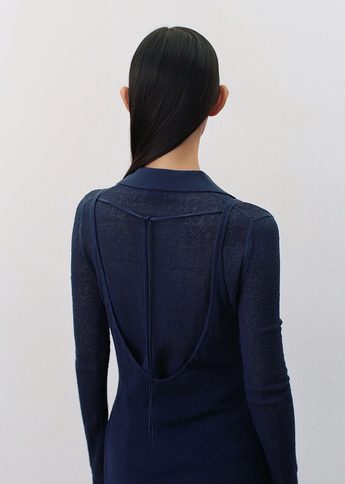 우마뭉(UMARMUNG) Crinkled linen side slit maxi dress_Dawn blue