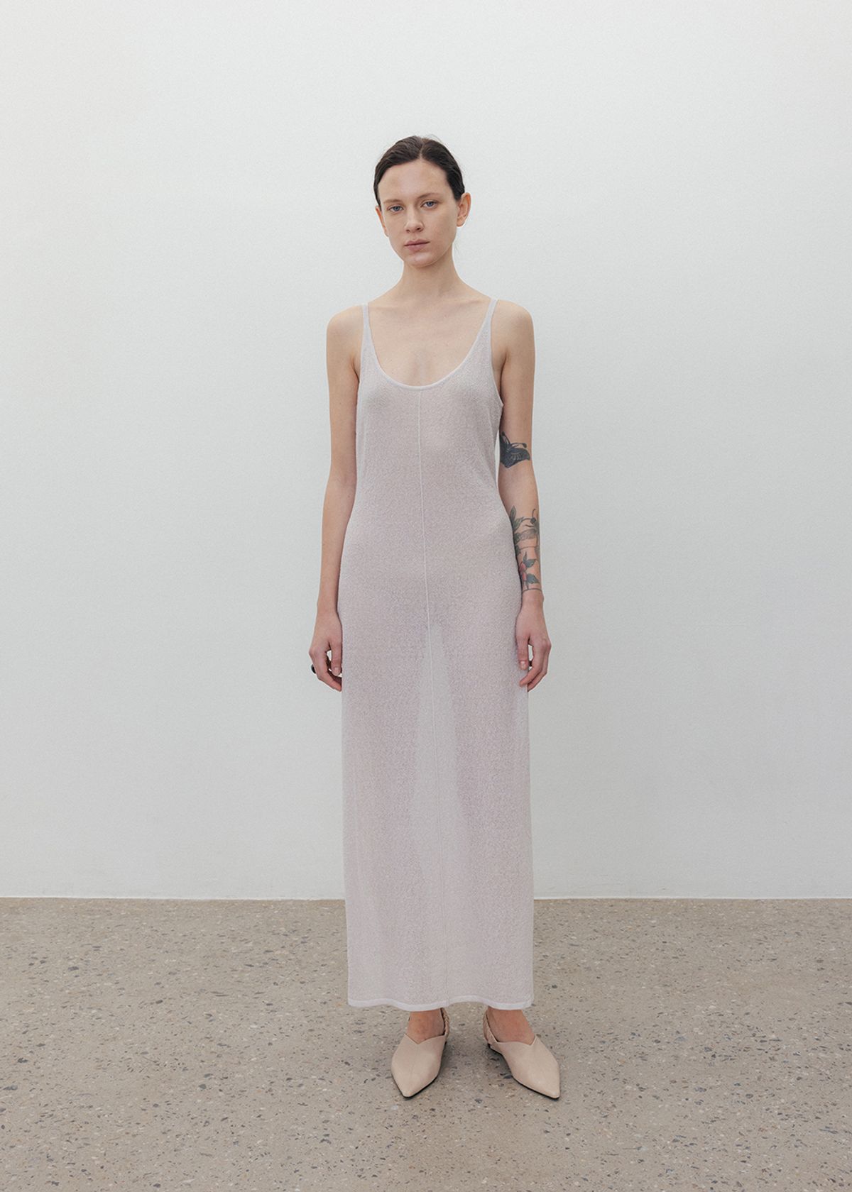 우마뭉(UMARMUNG) Crinkled linen side slit maxi dress_Lilac