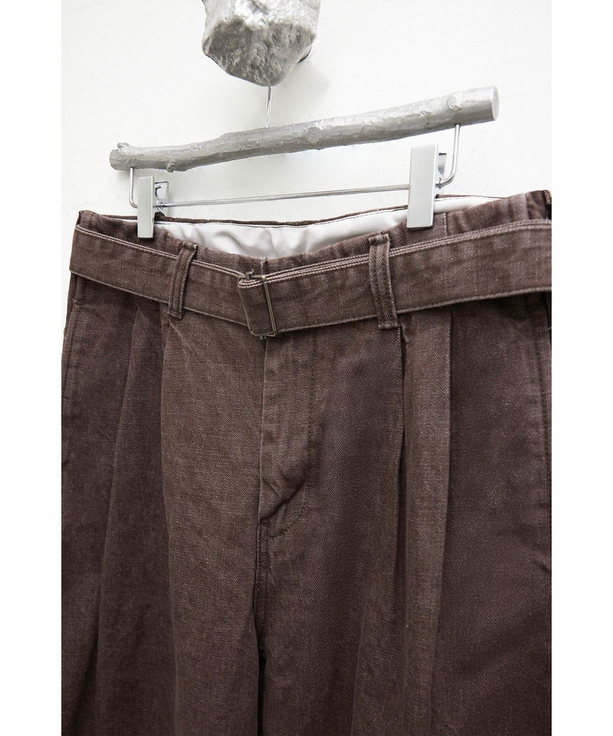 유스(YOUTH) Belted Denim Pants - Brown
