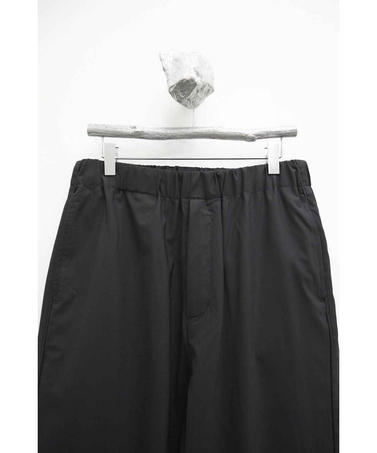 유스(YOUTH) Trimmed Banding Pants - Black