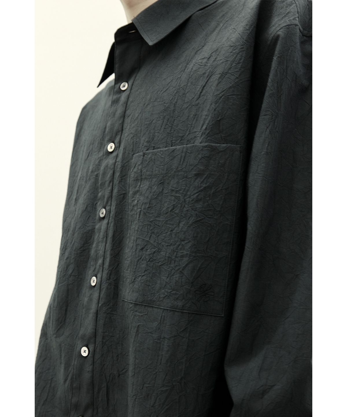 유스(YOUTH) Creased Loosed Shirt - Black