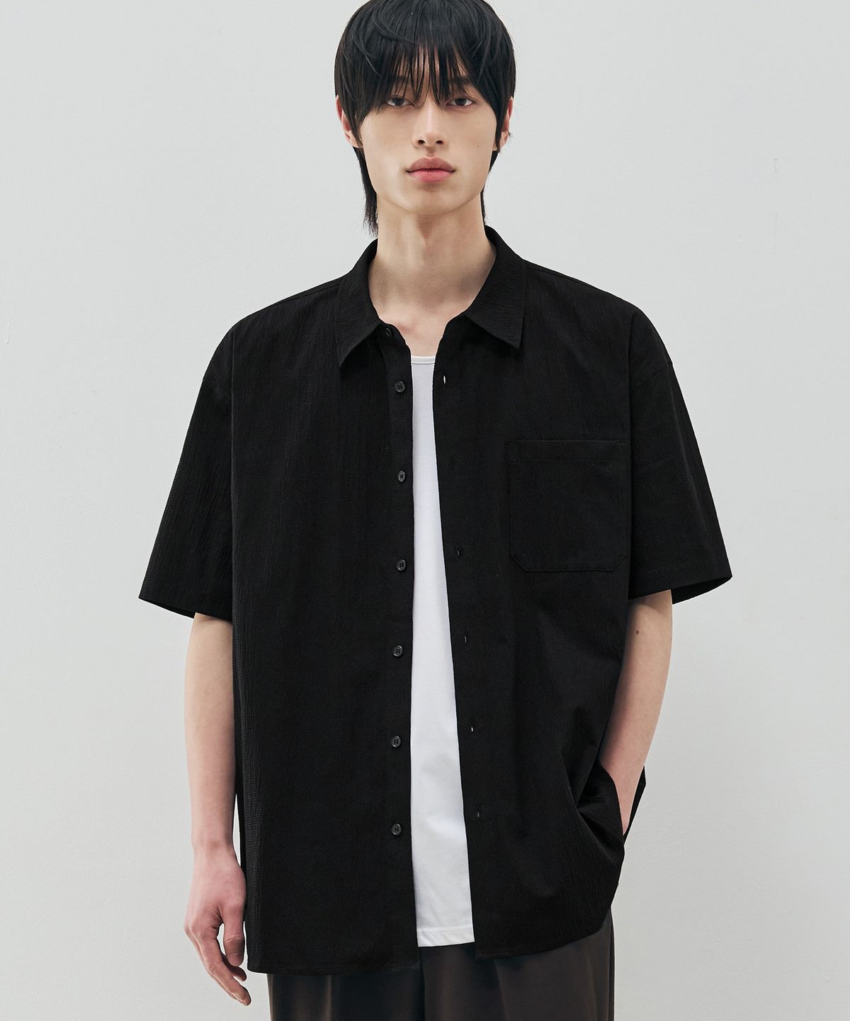 드로우핏(DRAW FIT) 솔리드 하프 시어서커 셔츠 [BLACK]