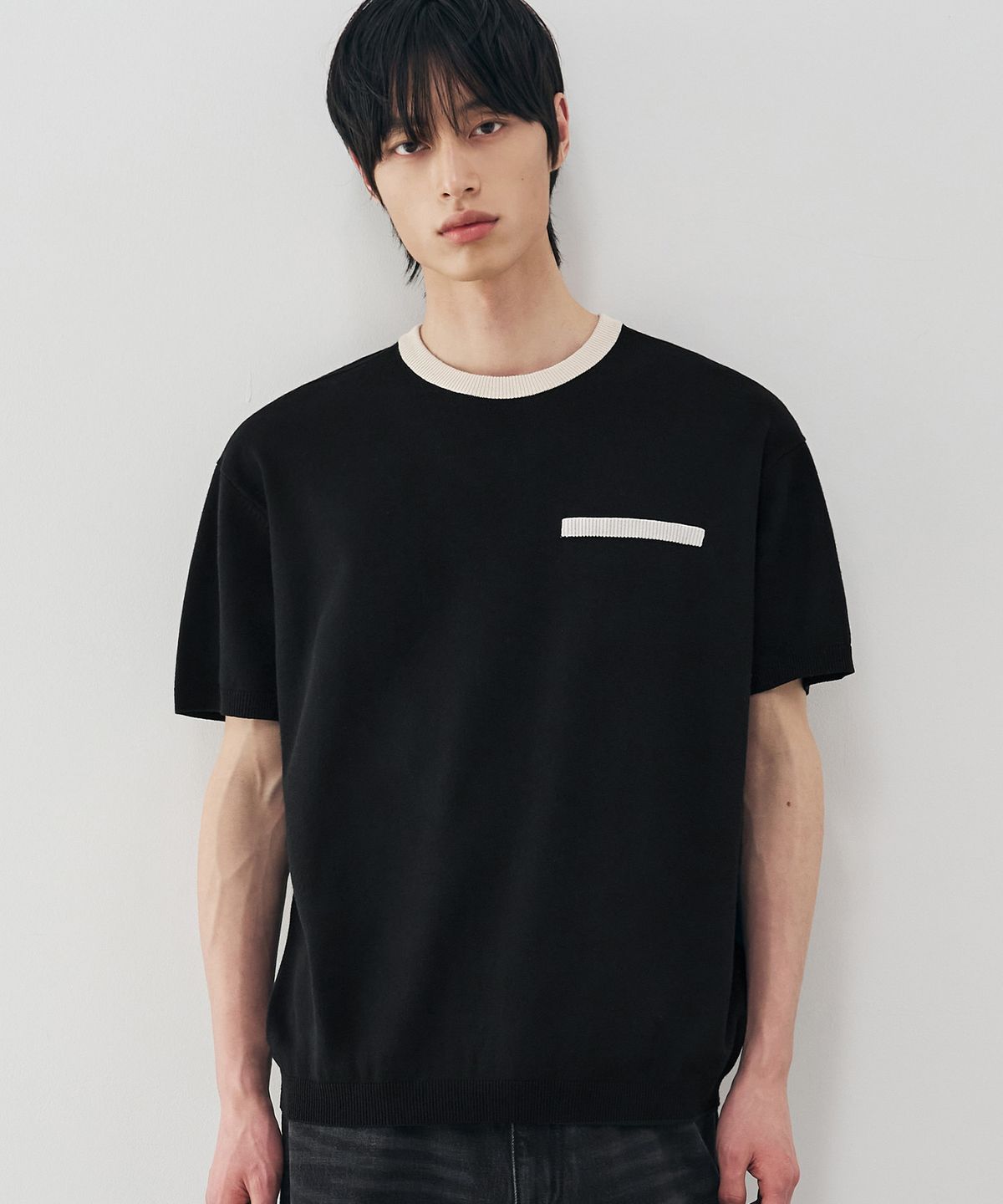 드로우핏(DRAW FIT) 콘트라스트 라운드 하프 니트 [BLACK]