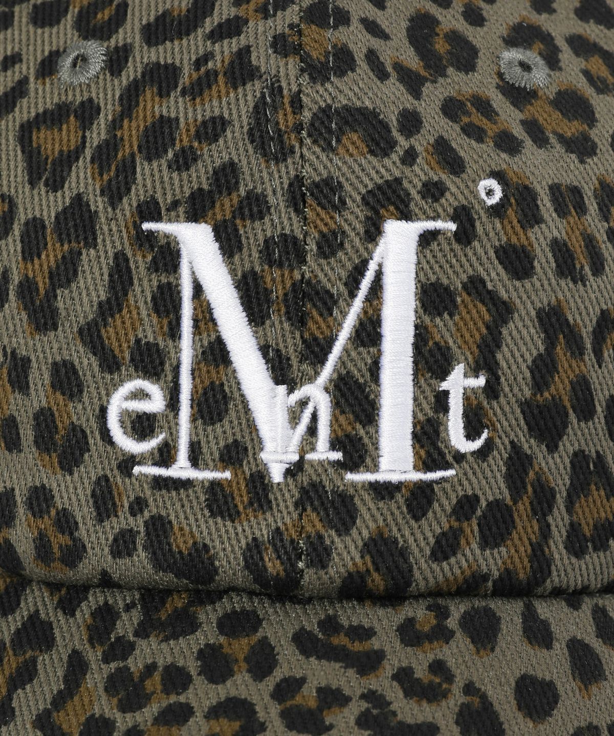 무센트(MUCENT) 시그니처 볼캡 (호피 카키)