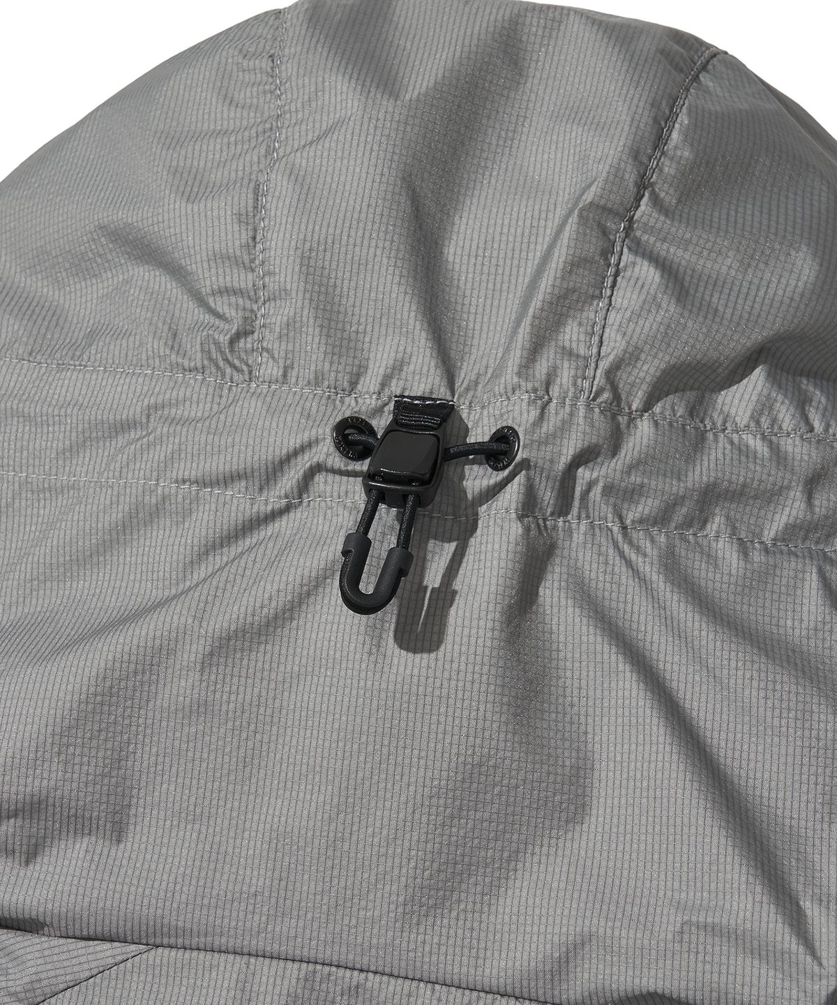 웰터 익스페리먼트(WELTER EXPERIMENT) ANEMOI LIGHT WINDBREAKER_GRAY