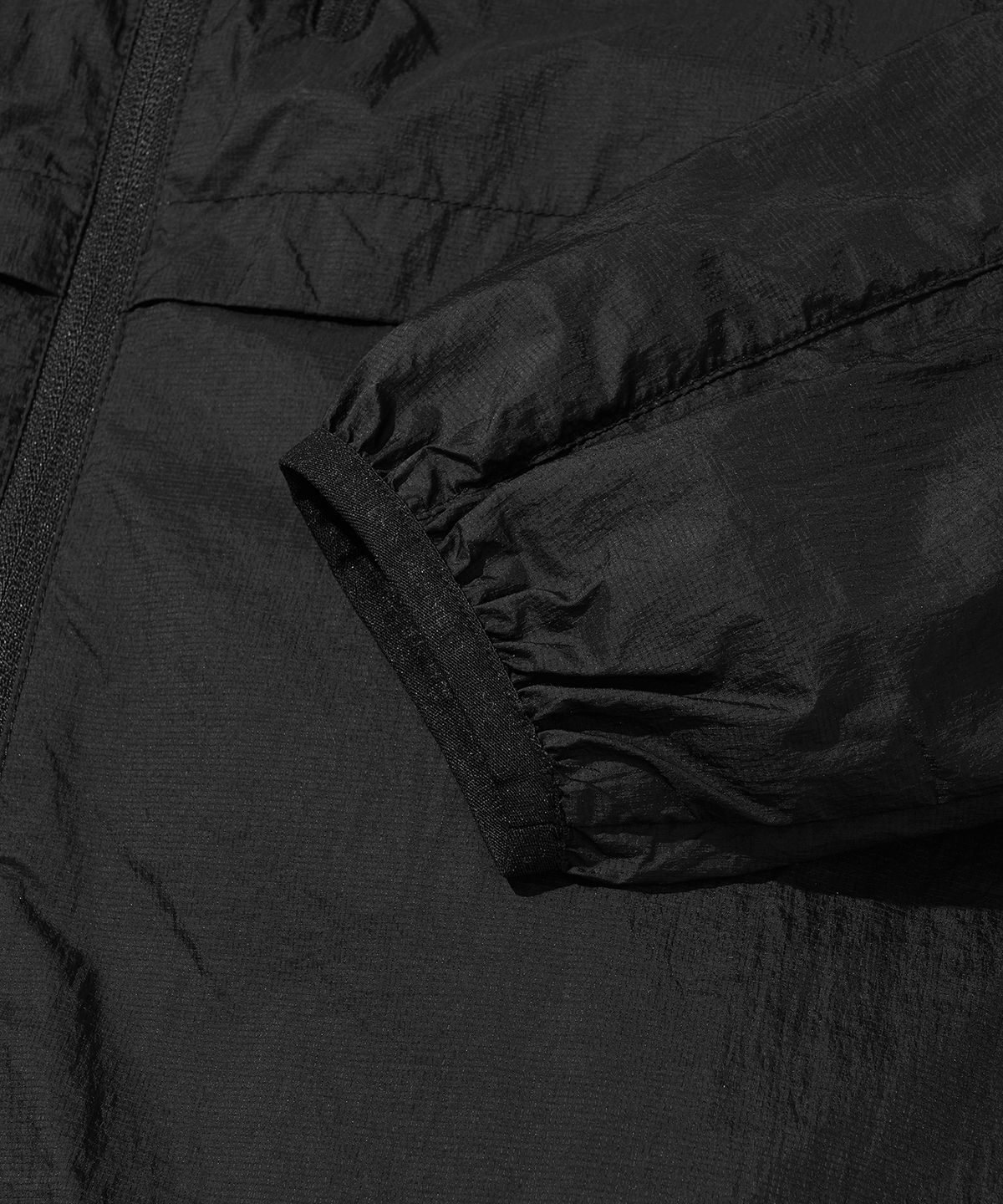 웰터 익스페리먼트(WELTER EXPERIMENT) NIMBUS AEROPACK WINDBREAKER_BLACK