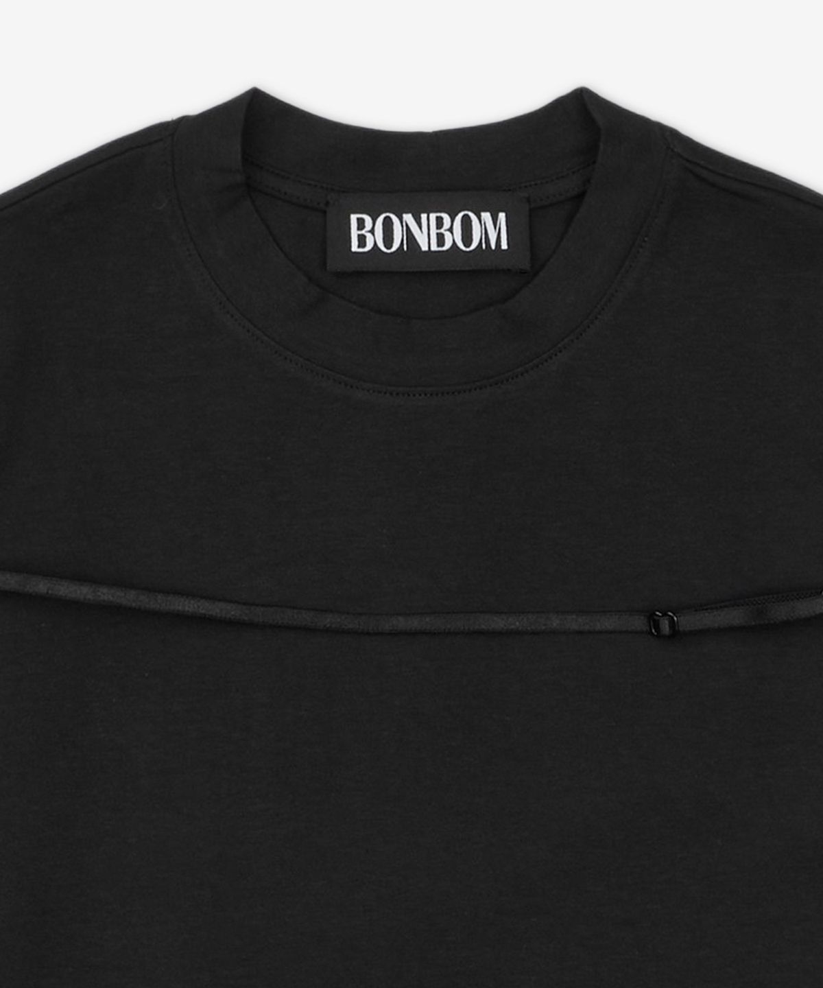 본봄(BONBOM) 란제리 스트랩 타이트 반소매 티셔츠 - 블랙 / BPT25TSHIRT171