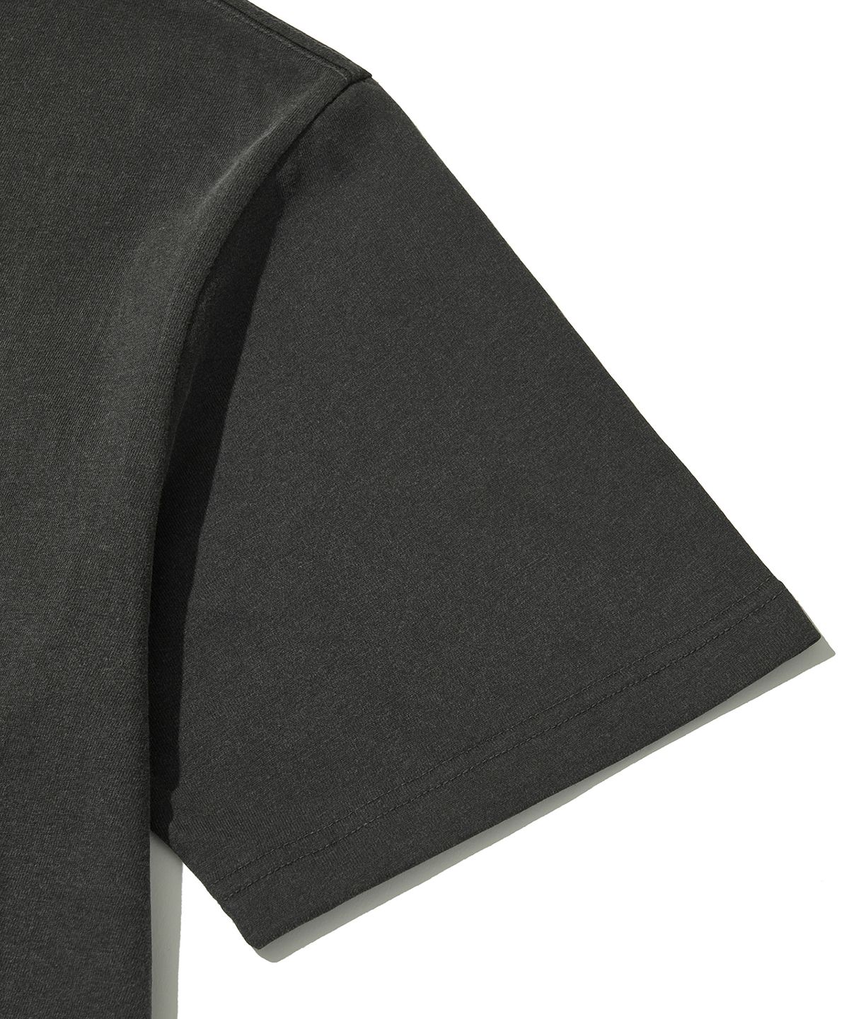 웰터 익스페리먼트(WELTER EXPERIMENT) TREE RING T-SHIRT_CHARCOAL