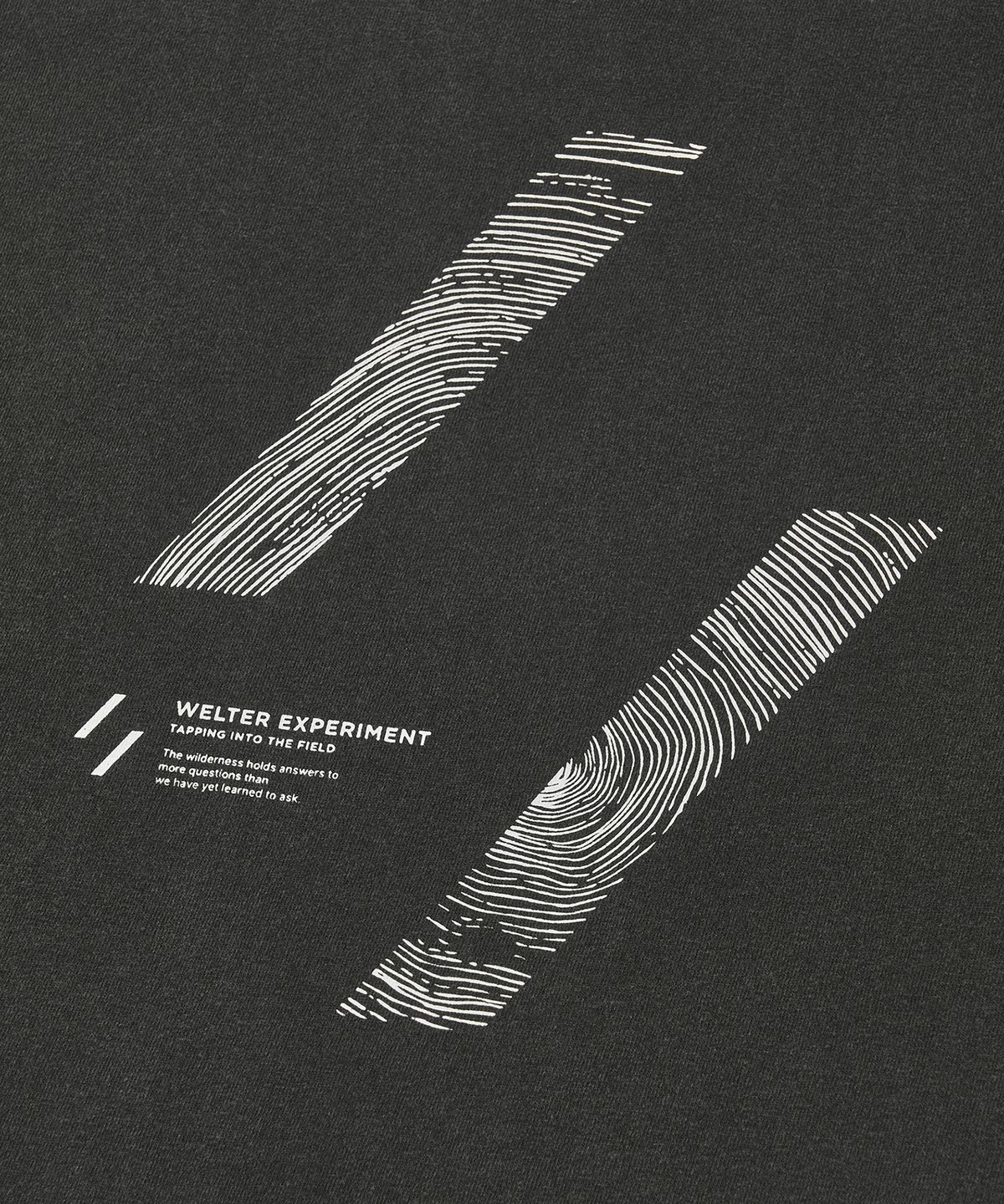 웰터 익스페리먼트(WELTER EXPERIMENT) TREE RING T-SHIRT_CHARCOAL