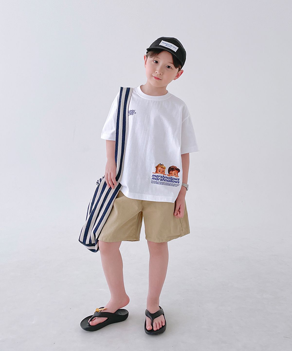 베리클로젯(BERRYCLOSET) 빼꼼 마시멜로우 반팔티