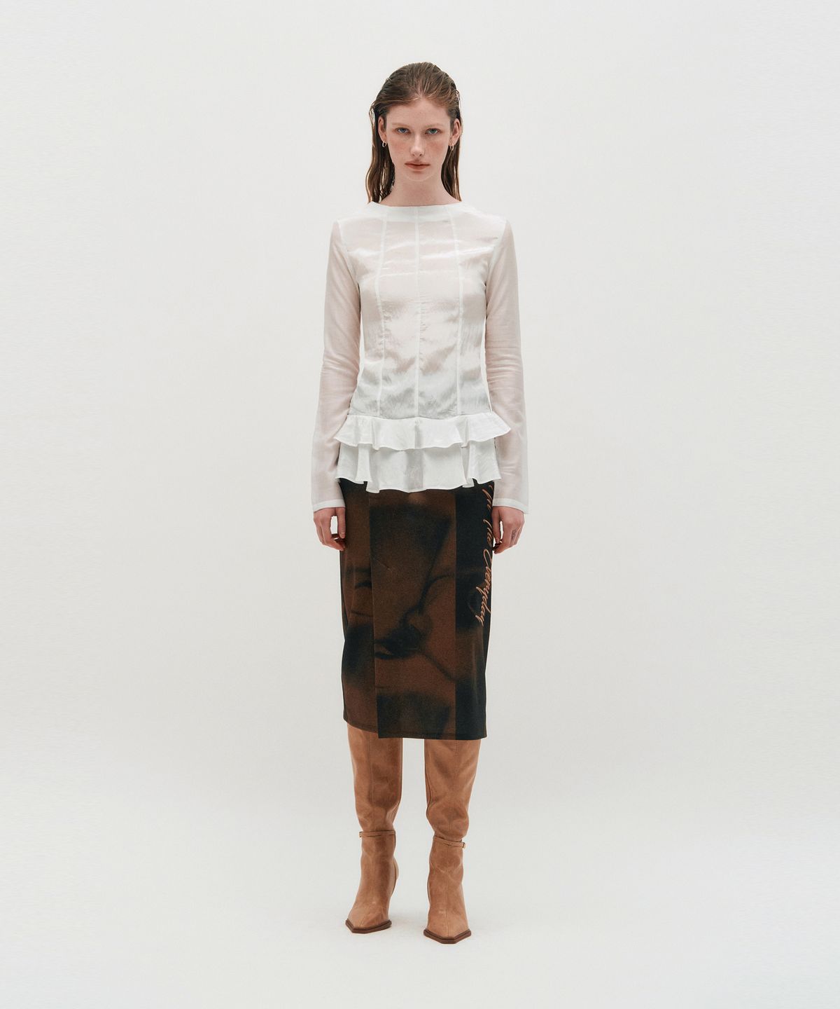 킴지수(KIMZISU) Embroidered Graphic Jersey Skirt _ BROWN