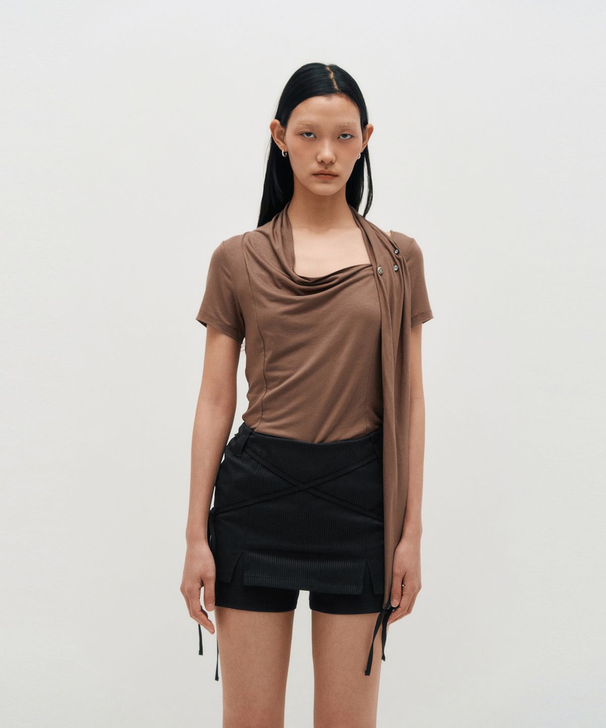 킴지수(KIMZISU) Ribbon Tied Mini Skirt Pants _ BLACK
